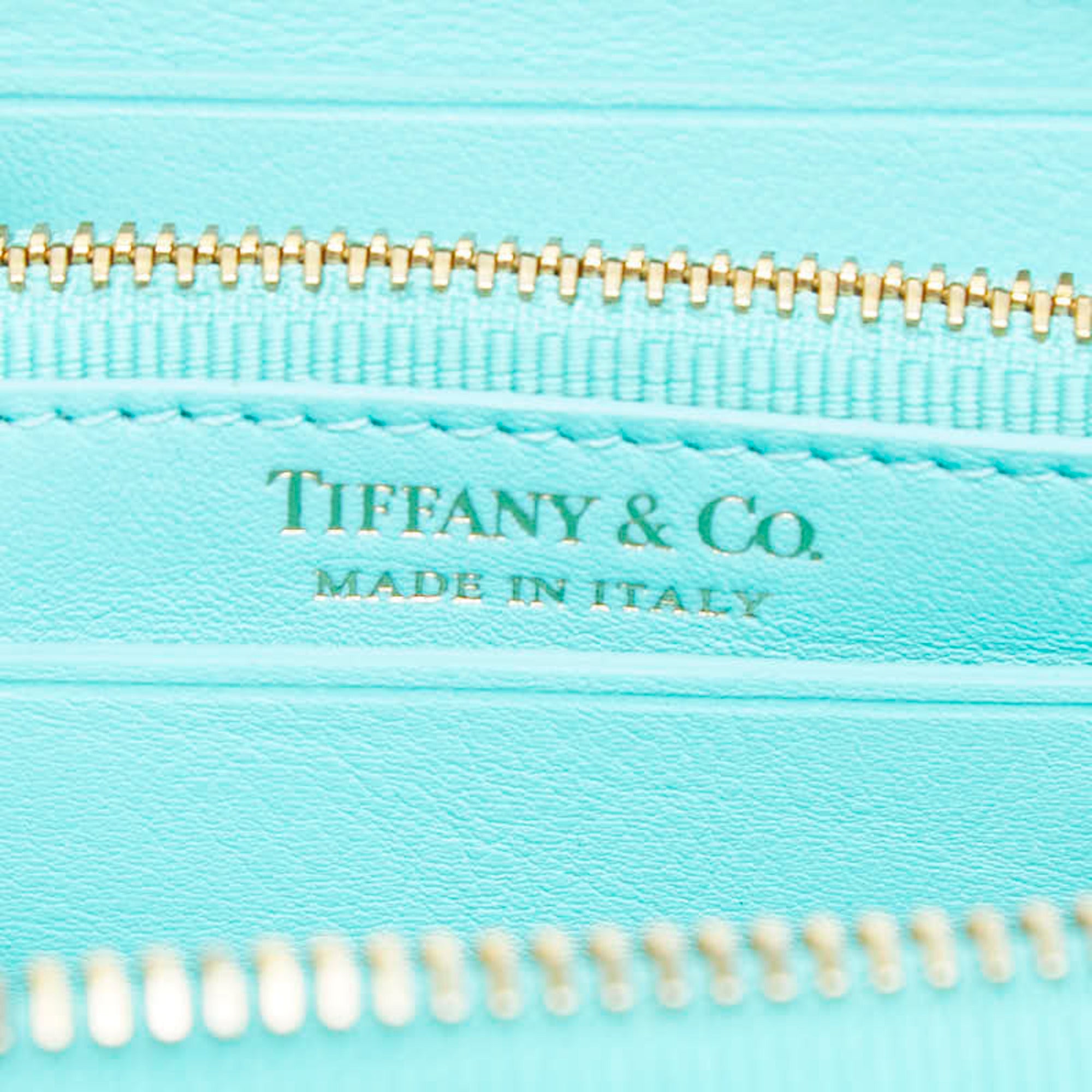 Tiffany Tiffany Blue Leather Wallet (Bi-Fold) (Pre-Owned)
