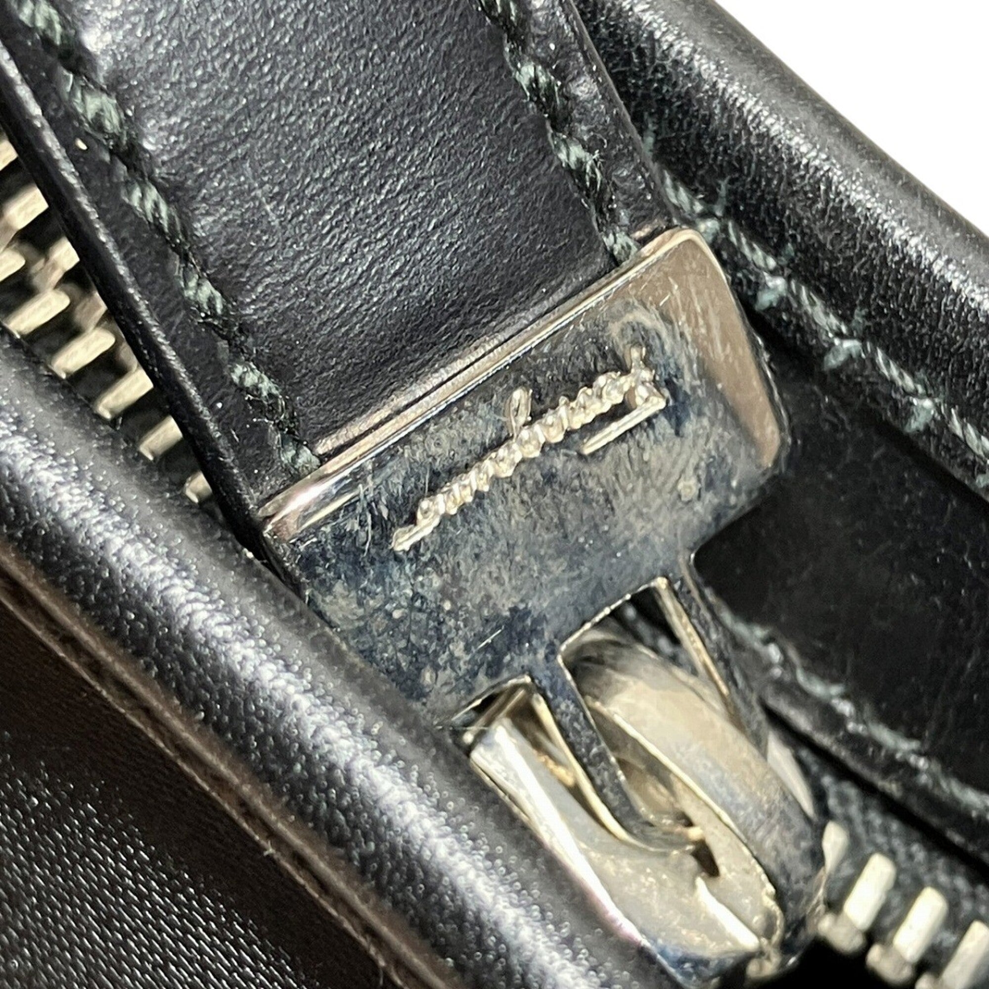 Salvatore Ferragamo Black Nylon Leather Handbag (Pre-Owned)