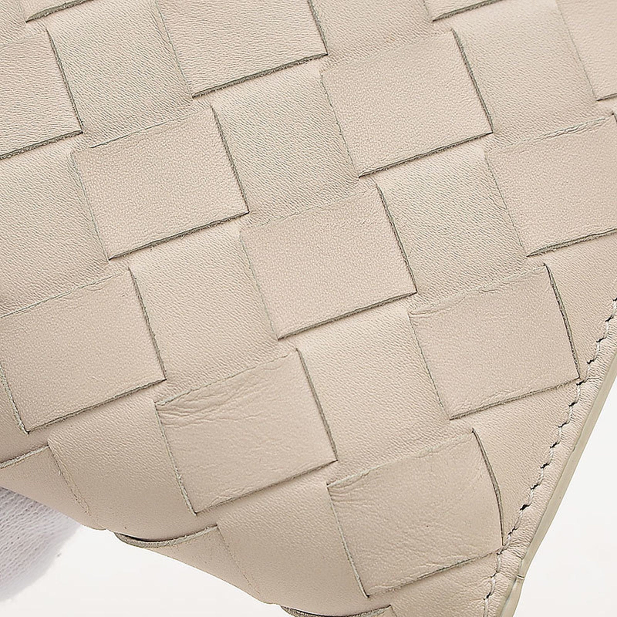 Bottega Veneta Black Ivory Intrecciato Wallet (Bi-Fold) (Pre-Owned)