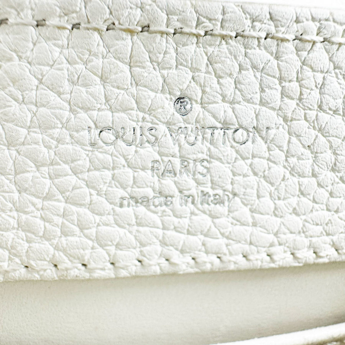 Louis Vuitton White Leather Handbag Shoulder Bag (Pre-Owned)
