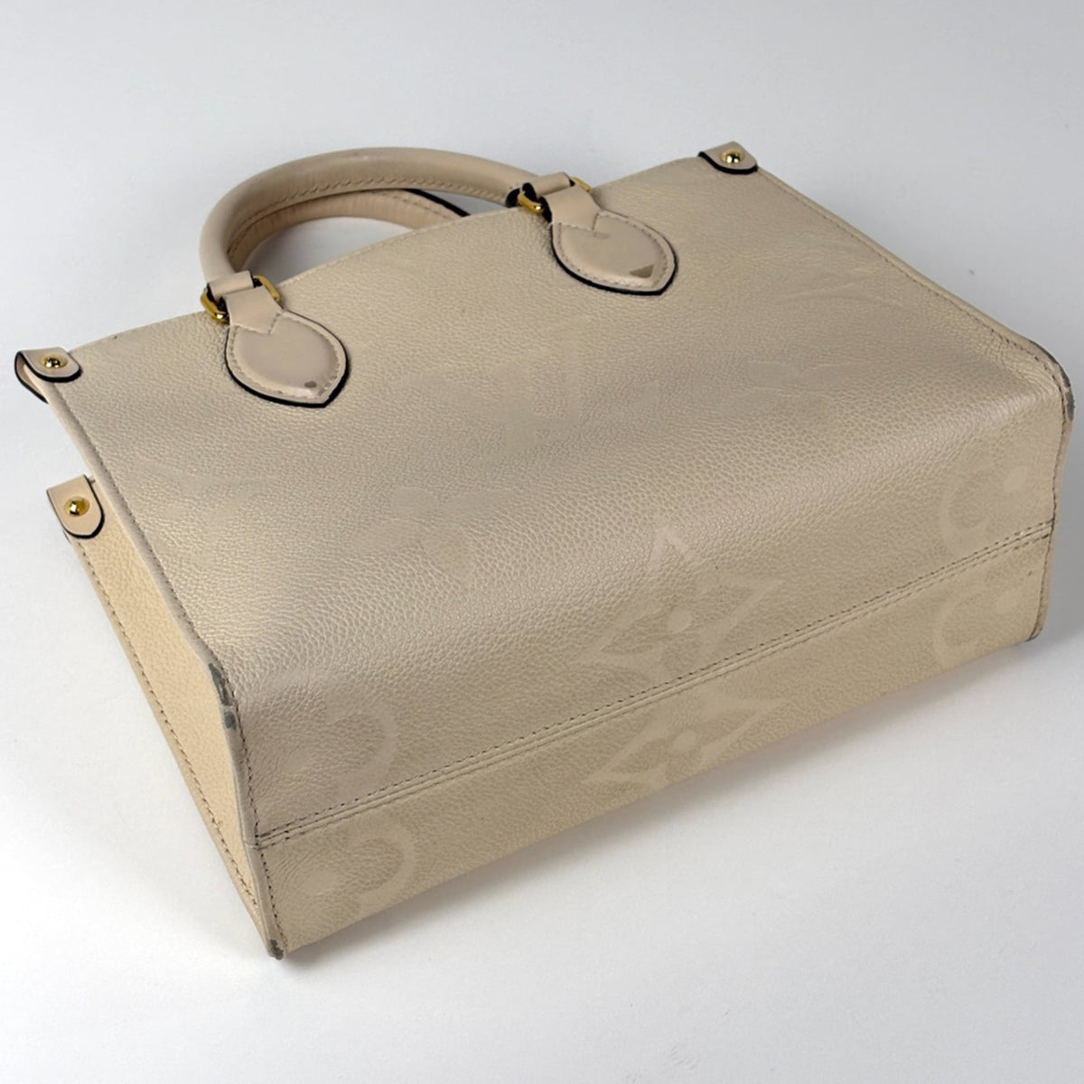 Louis Vuitton White Monogram Empreinte Handbag (Pre-Owned)