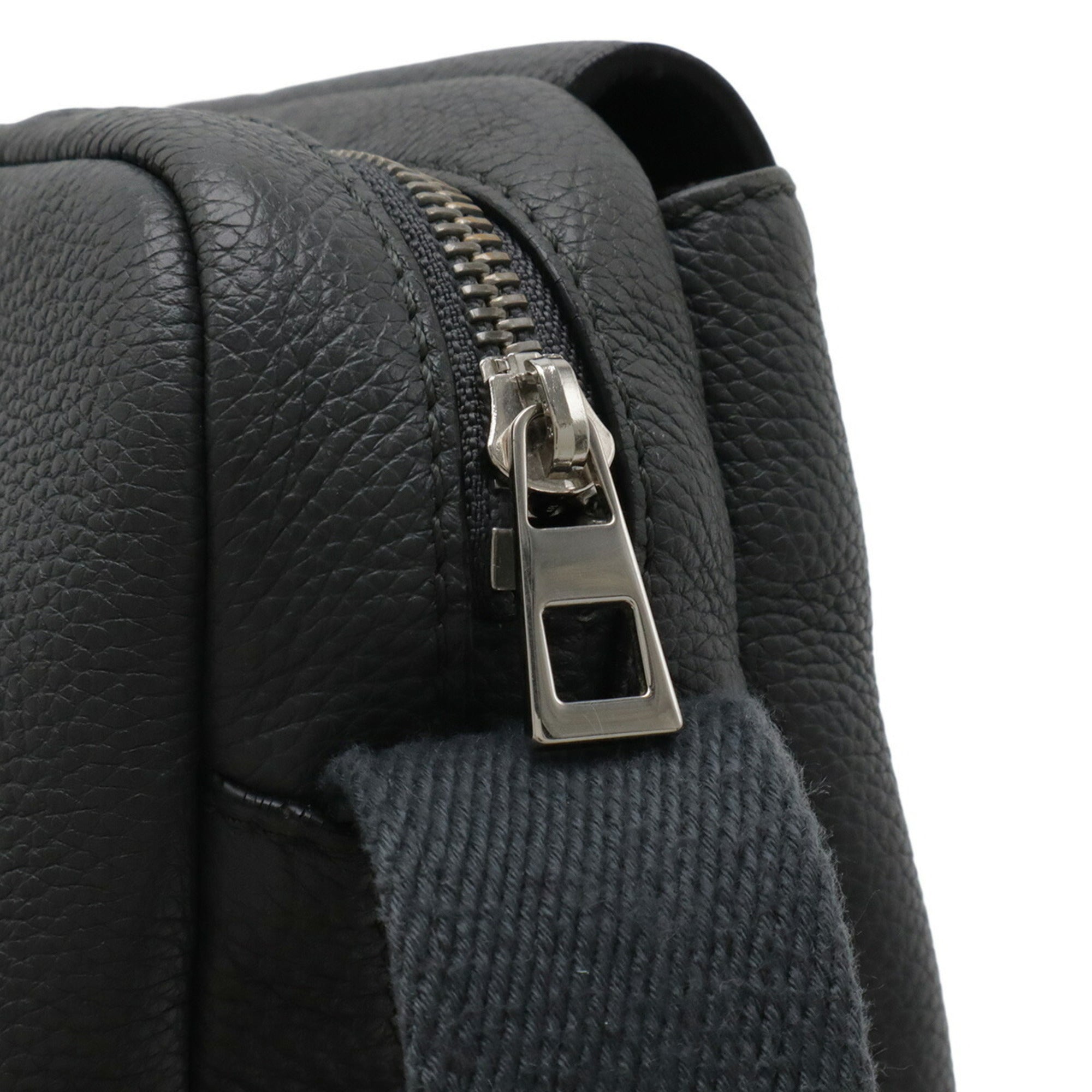 Loewe Gray Leather Messenger Bag Shoulder Bag (Pre-Owned)
