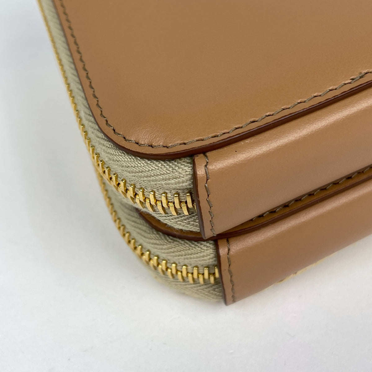 Prada Brown Raffia Leather Shoulder Bag (Pre-Owned)