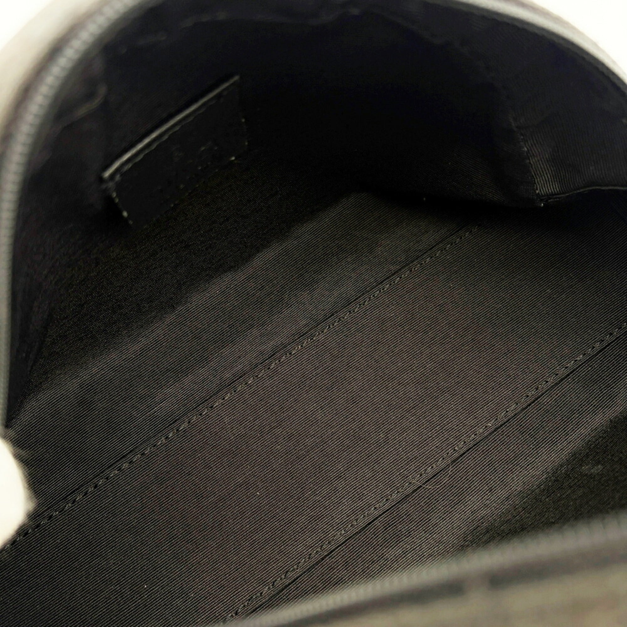 Gucci Black Gg Canvas Pouch (Pre-Owned)
