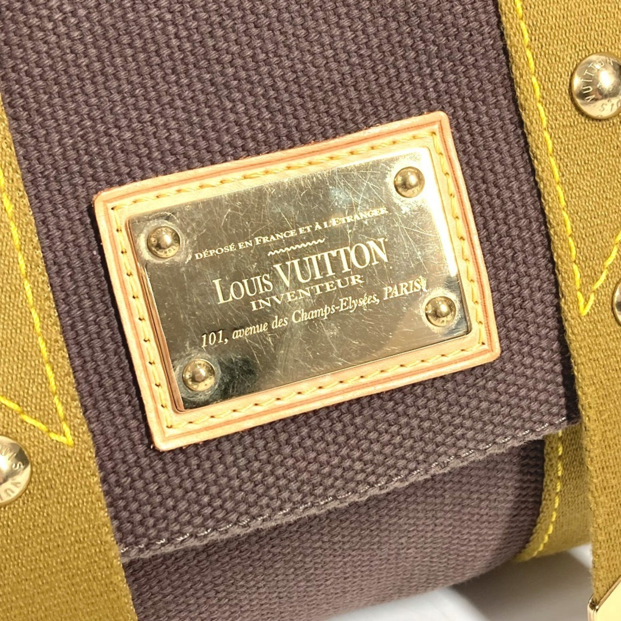 Louis Vuitton Brown Canvas Pochette Shoulder Bag (Pre-Owned)
