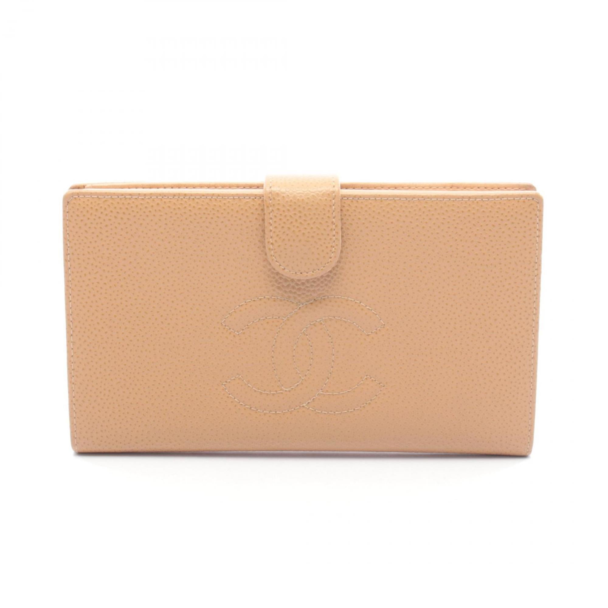 Chanel Beige Leather Long Wallet (Bi-Fold) (Pre-Owned)