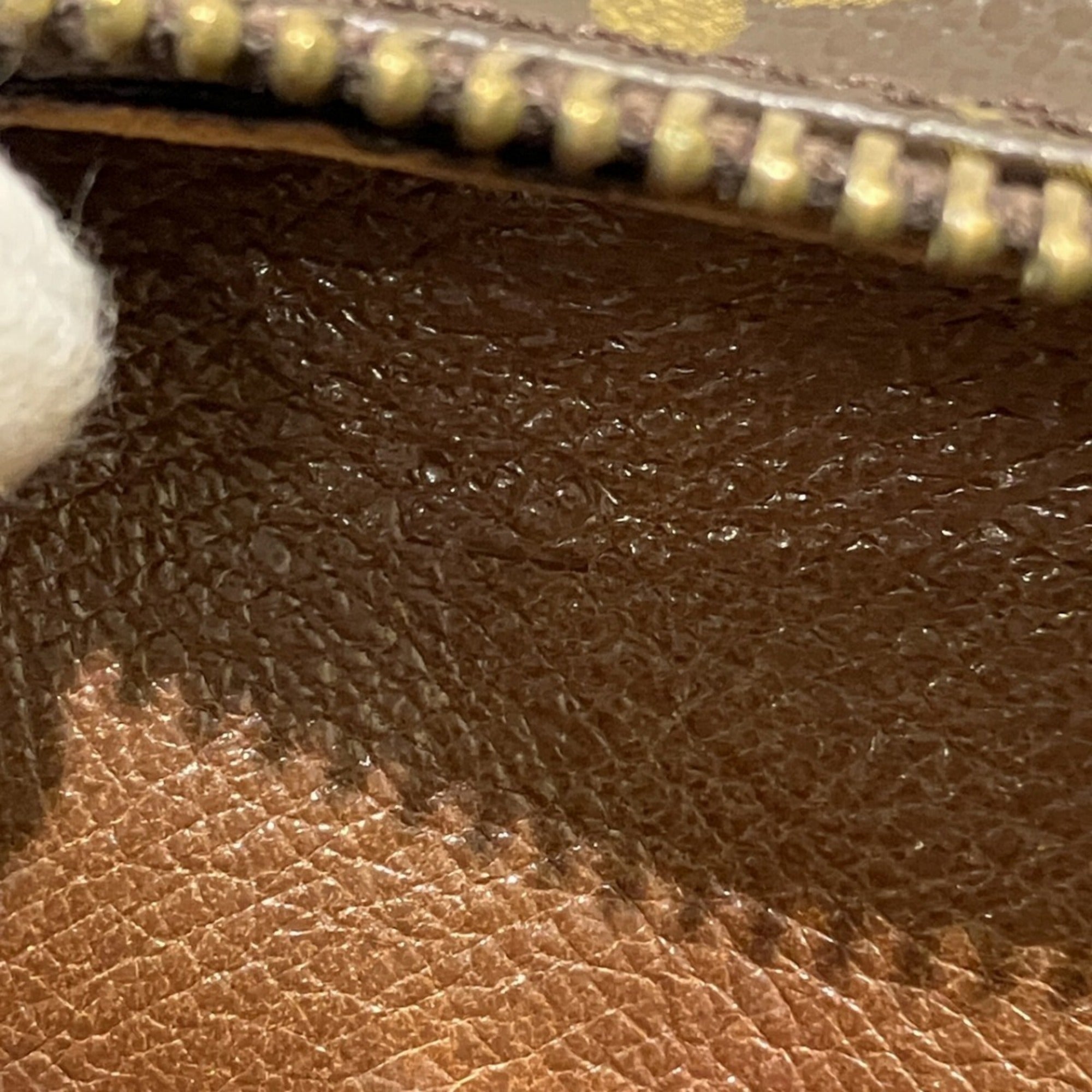 Louis Vuitton Brown Monogram Shoulder Bag (Pre-Owned)