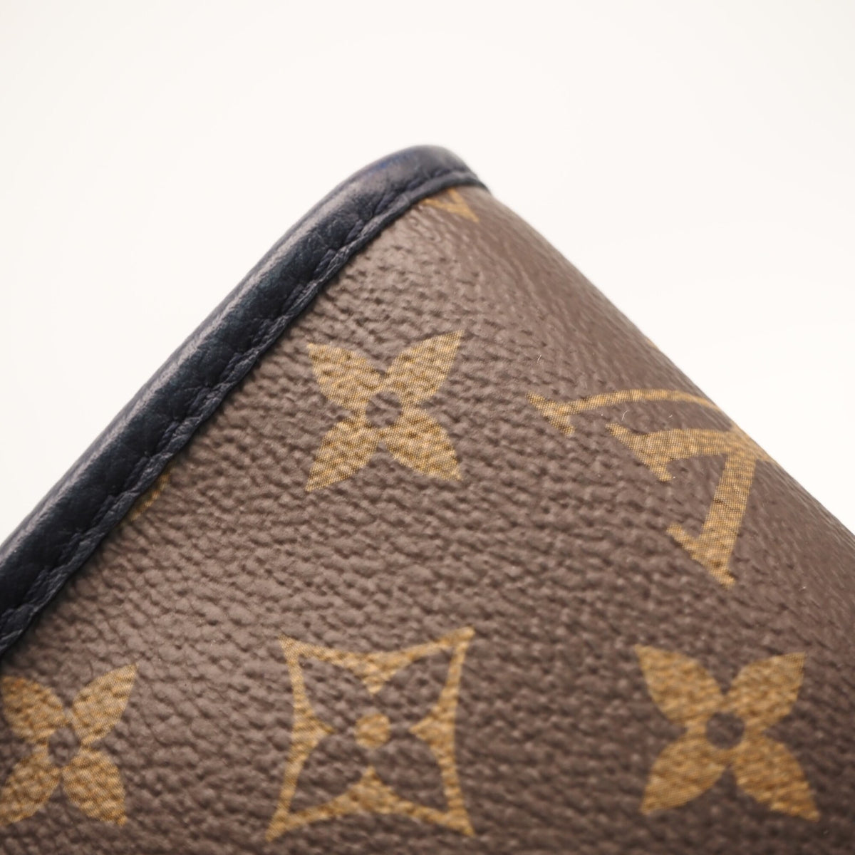 Louis Vuitton Beige Brown Monogram Navy Monogram Handbag (Pre-Owned)