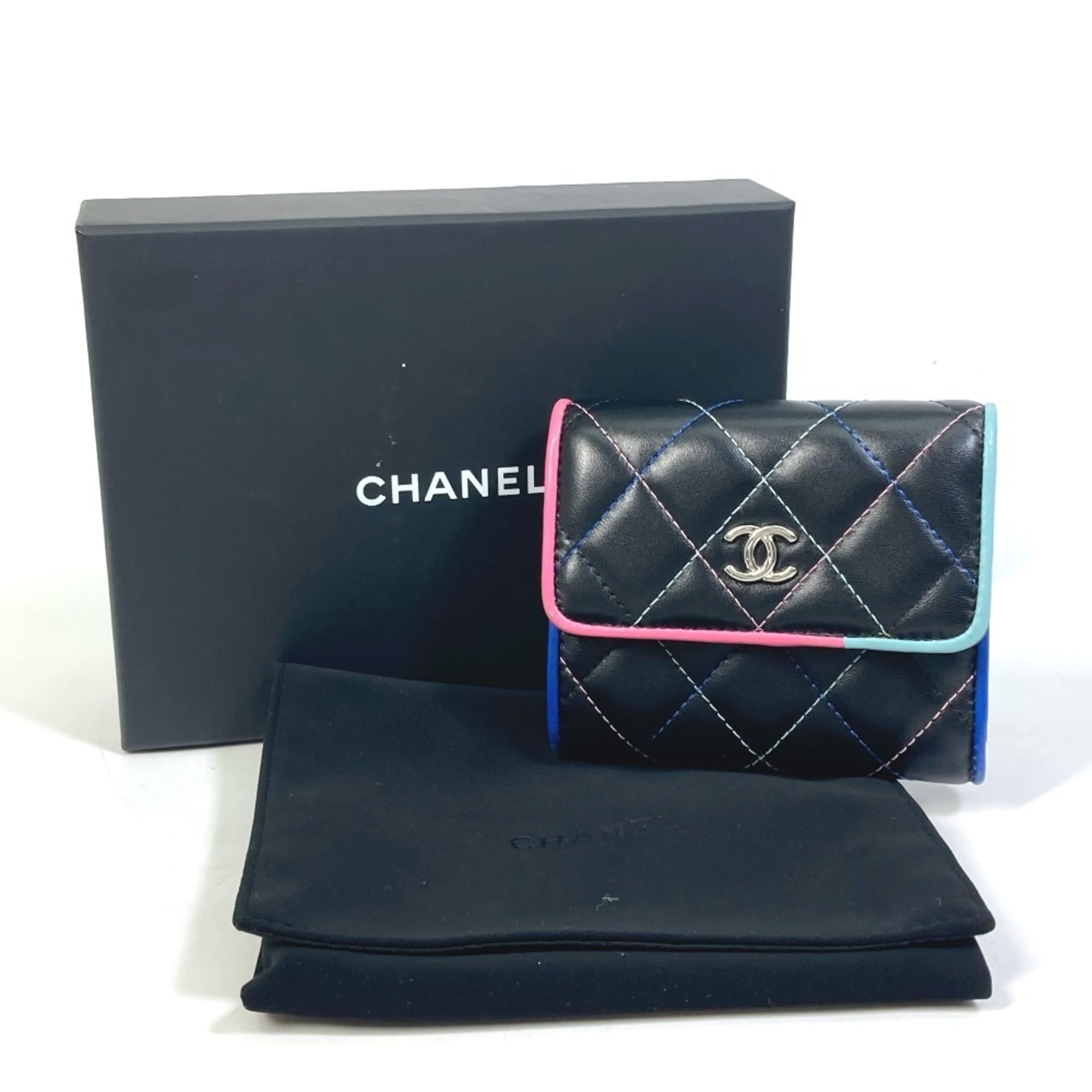Chanel Black Leather Wallet (Tri-Fold) (Pre-Owned)