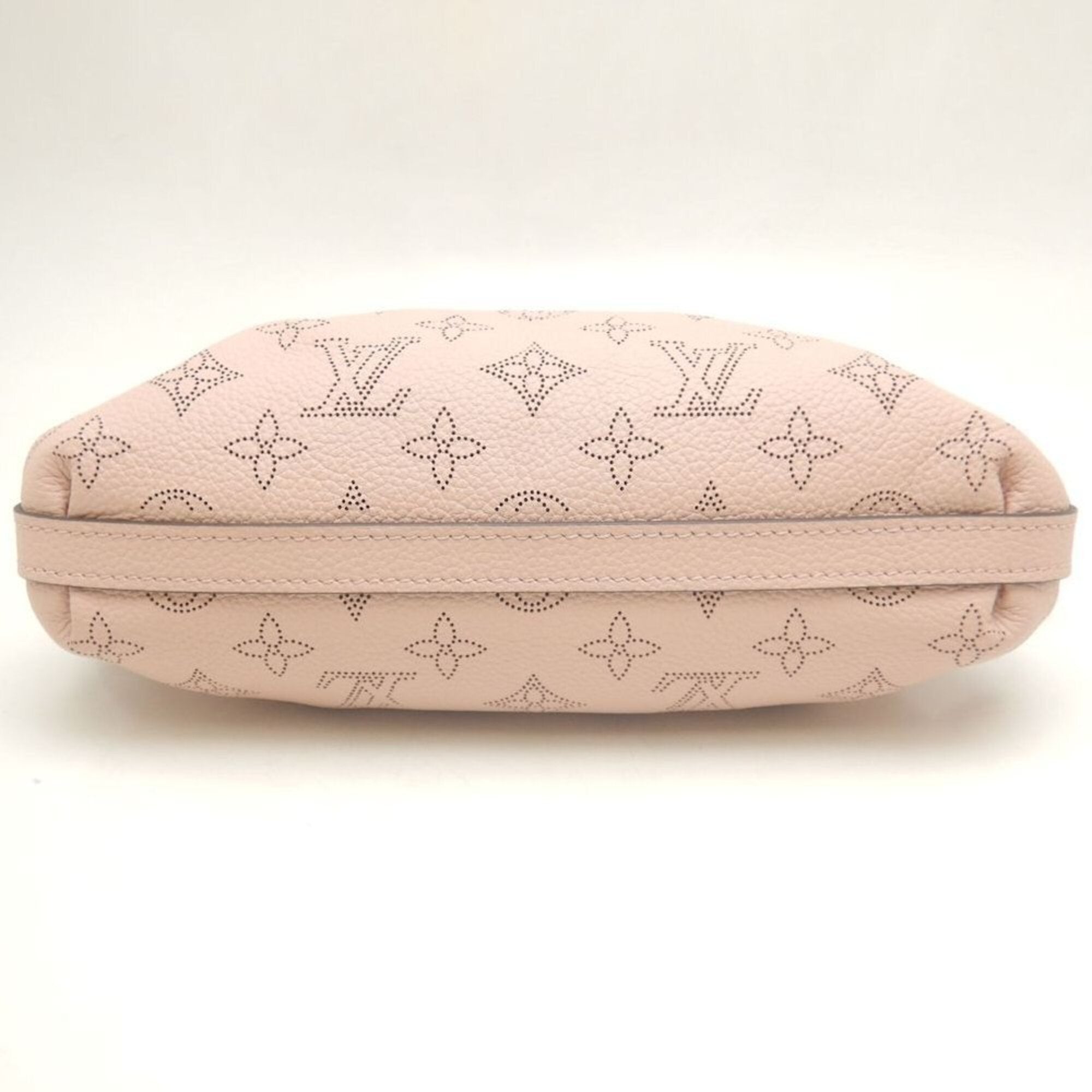 Louis Vuitton Mahina Magnolia Mahina Leather Shoulder Bag (Pre-Owned)