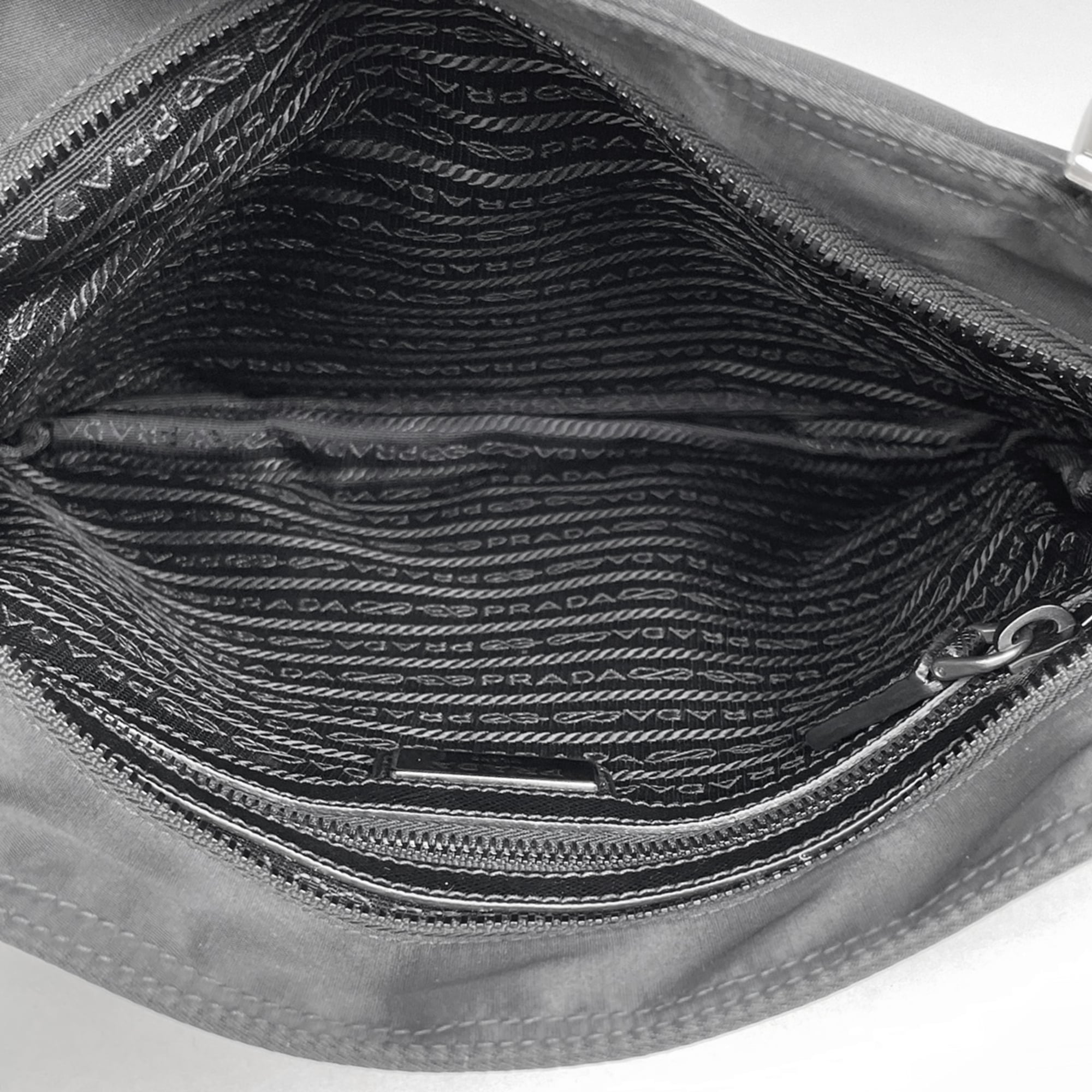 Prada Black Nylon Shoulder Bag (Pre-Owned)