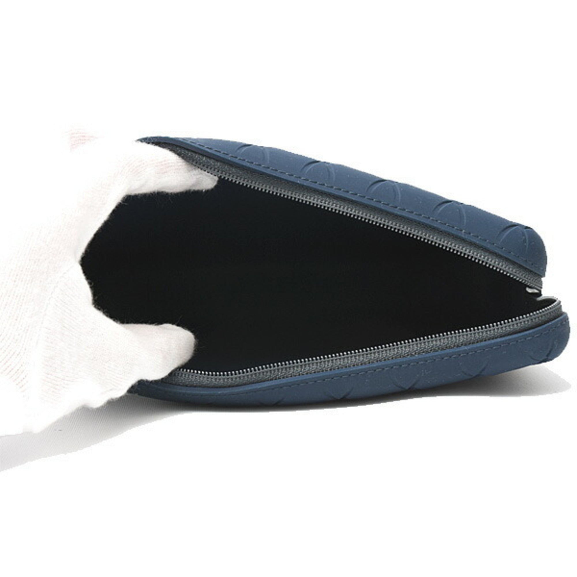 Bottega Veneta Navy Rubber Pouch (Pre-Owned)