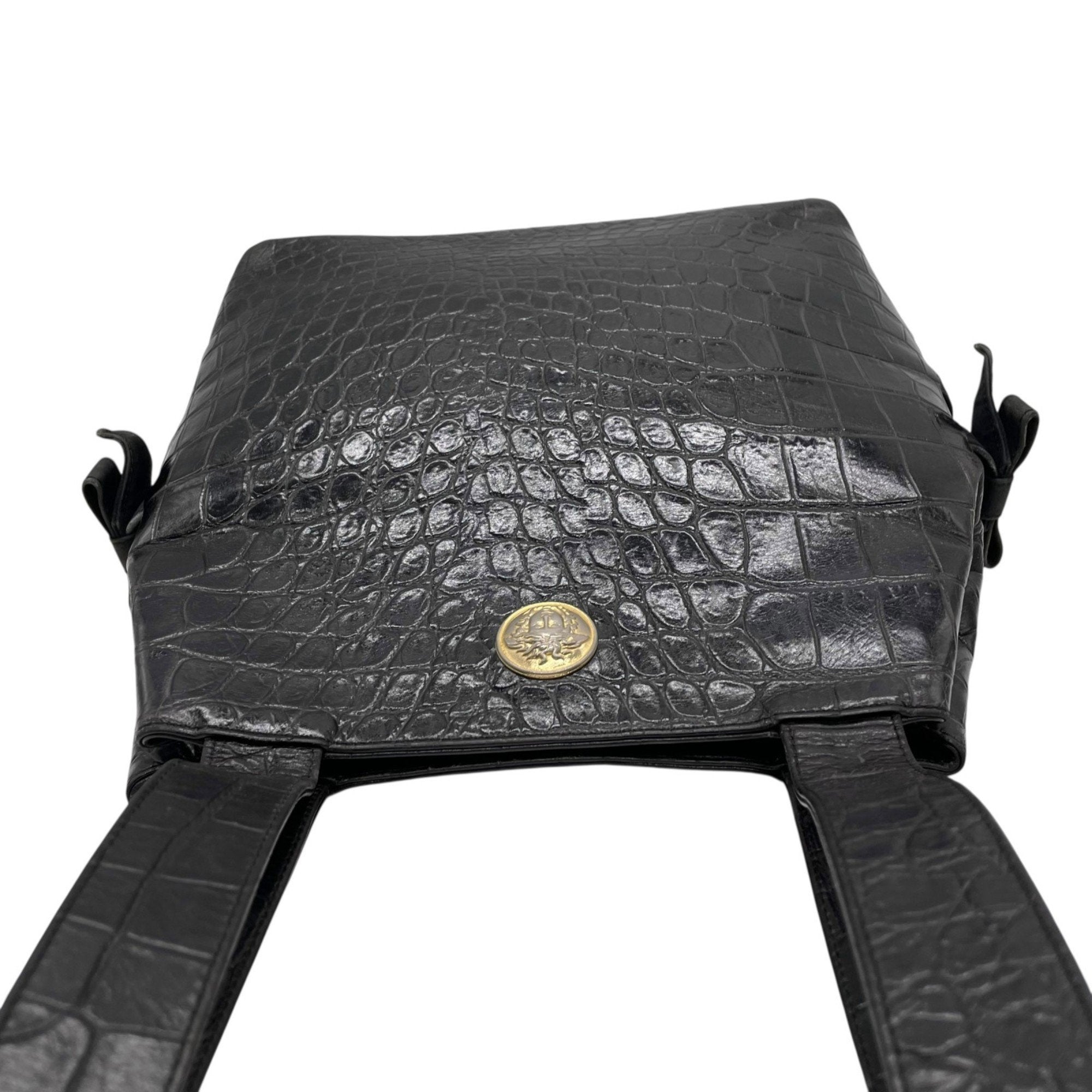 Versace Black Leather Handbag Tote Bag (Pre-Owned)