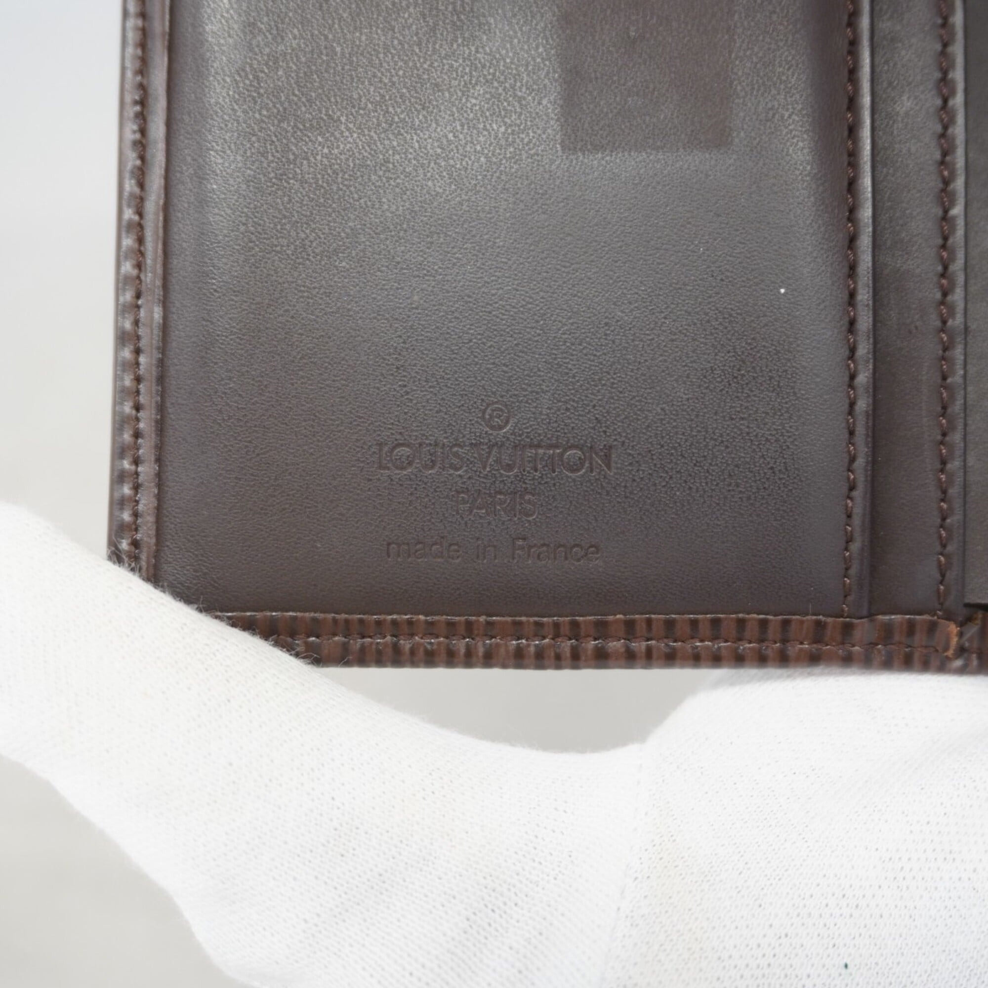 Louis Vuitton Mocha Wallet (Bi-Fold) (Pre-Owned)