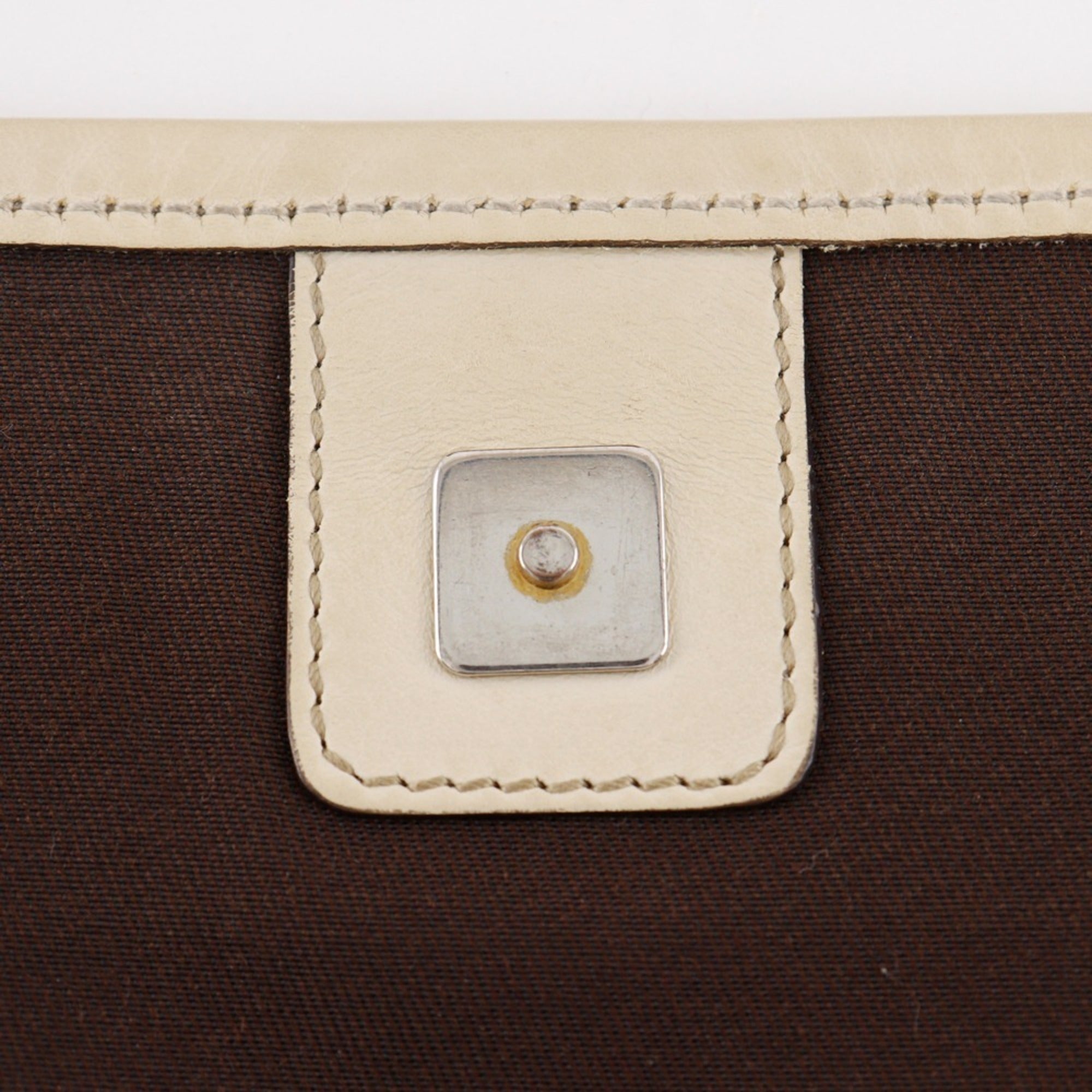 Gucci Beige Gg Supreme Shoulder Bag (Pre-Owned)
