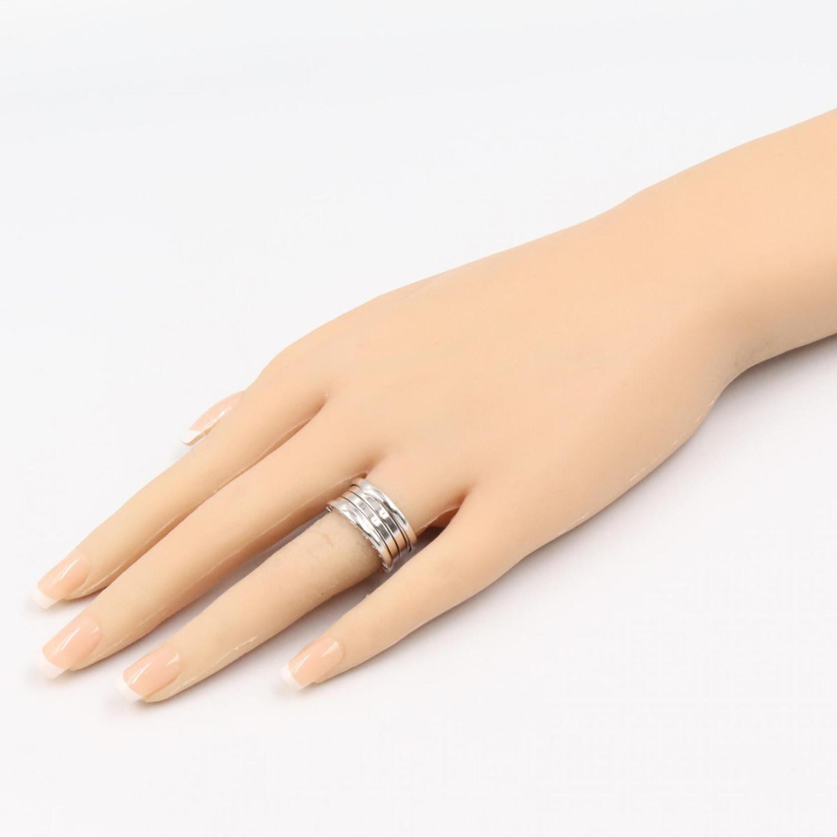 Bvlgari White Gold White Gold (18K) Band Ring (Pre-Owned)