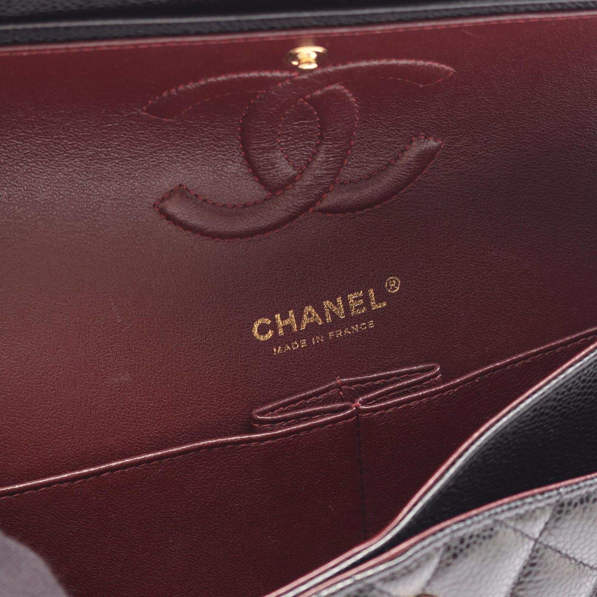 Chanel Black Grained Calfskin Handbag Shoulder Bag (Pre-Owned)