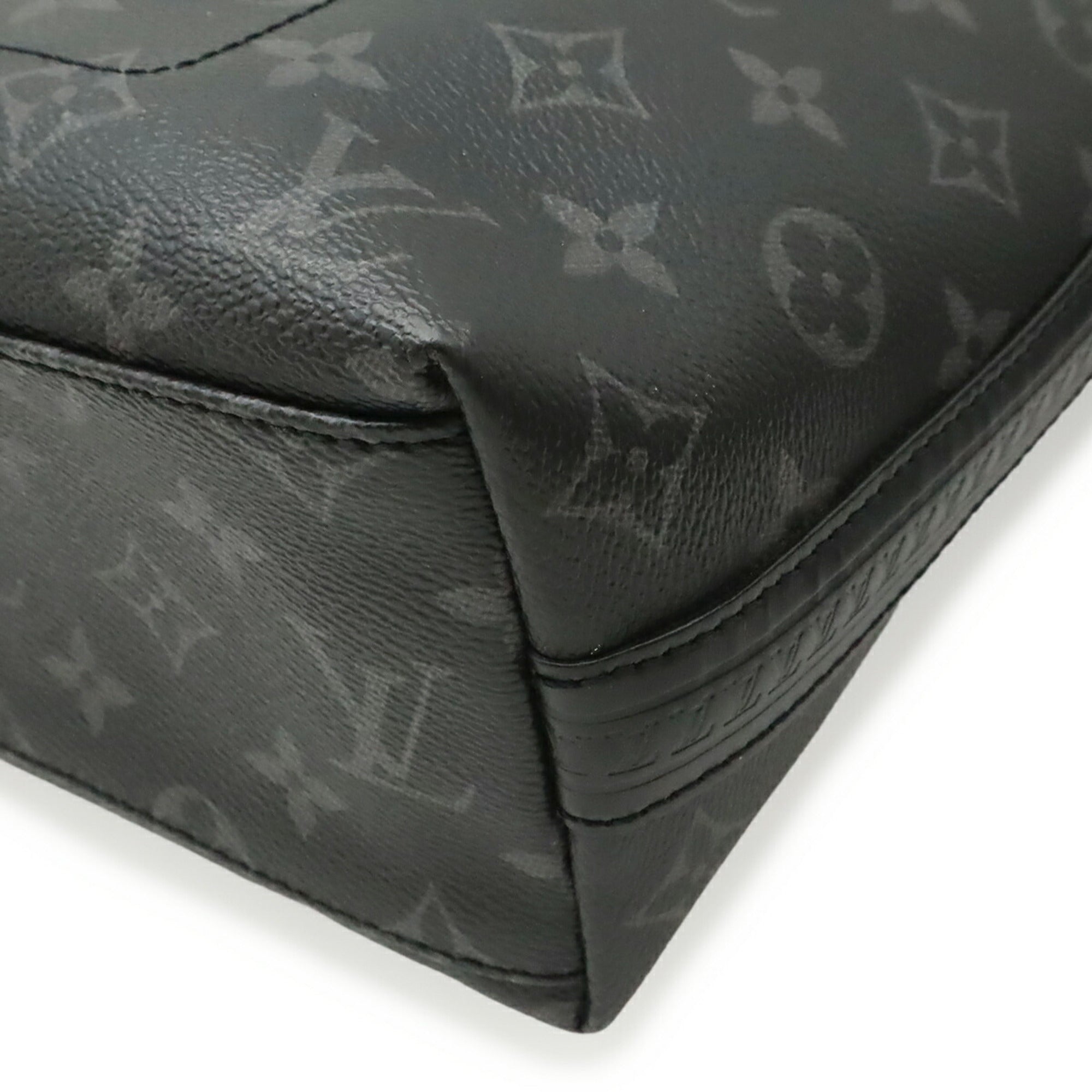 Louis Vuitton Monogram Eclipse Canvas Messenger Bag Shoulder Bag (Pre-Owned)