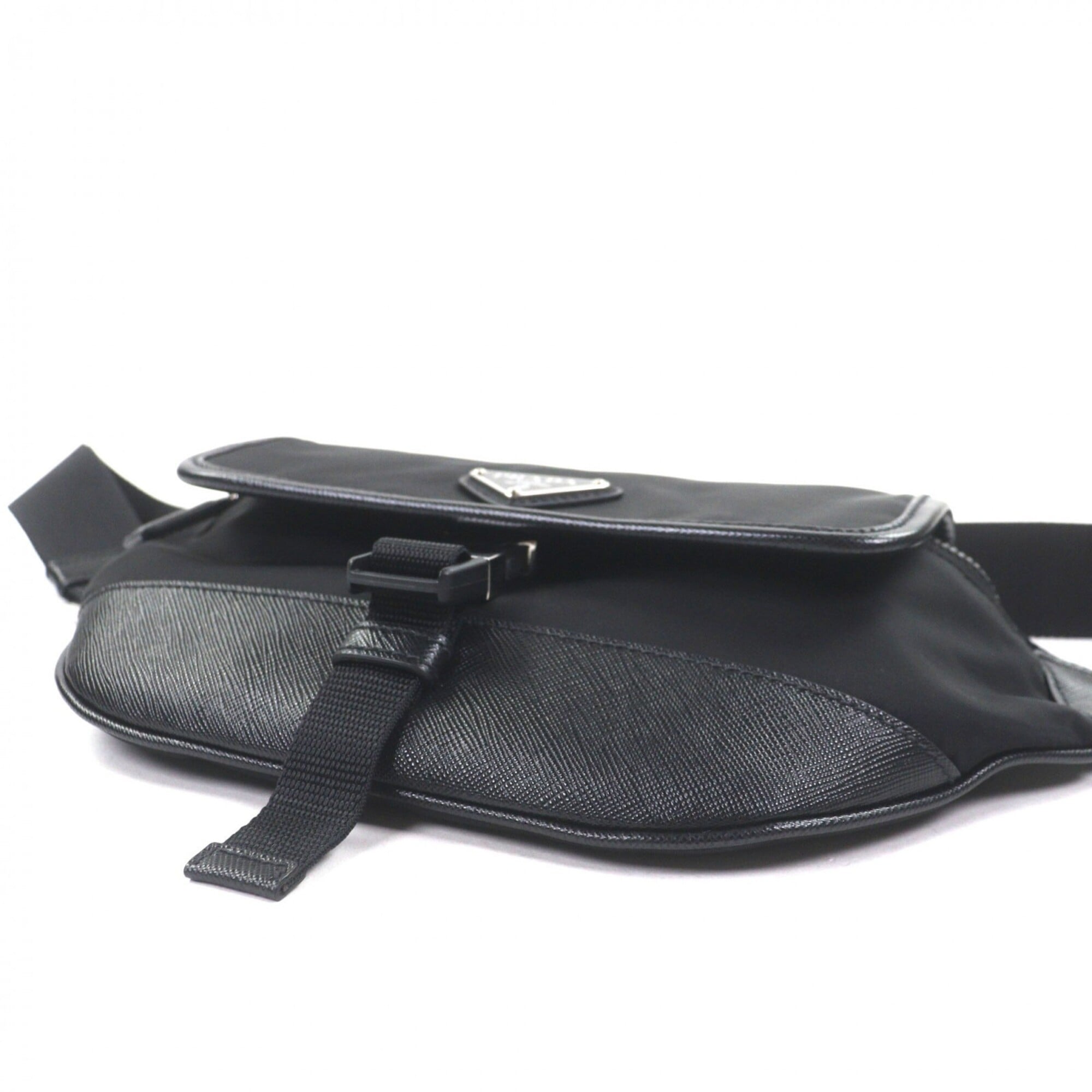 Prada Black Nylon Leather Sling Bag (Pre-Owned)