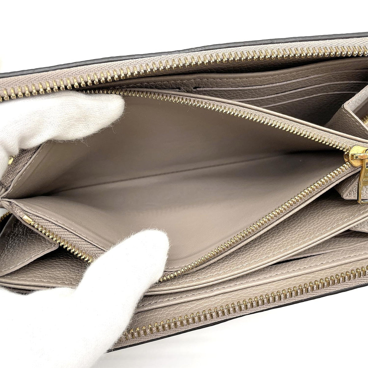 Louis Vuitton Beige Monogram Empreinte Long Wallet (Bi-Fold) (Pre-Owned)