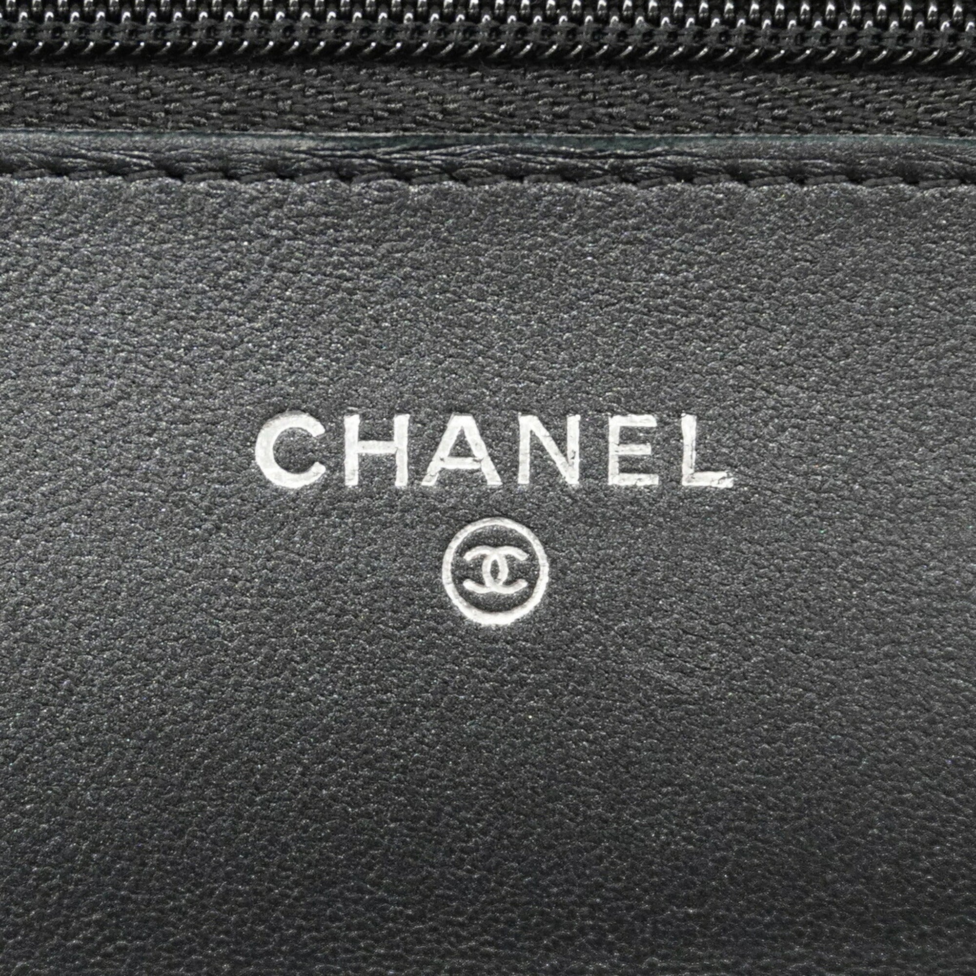 Chanel Black Leather Chain/Shoulder Wallet (Pre-Owned)