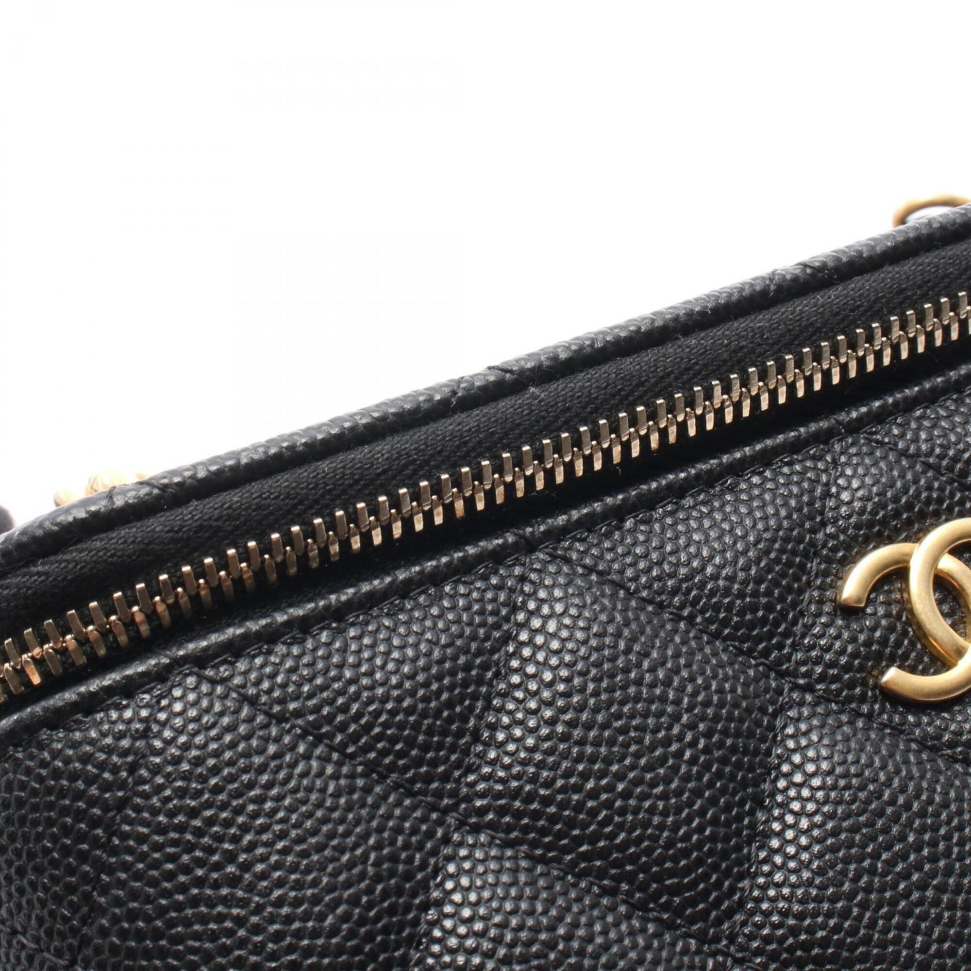 Chanel Black Leather Handbag Shoulder Bag (Pre-Owned)