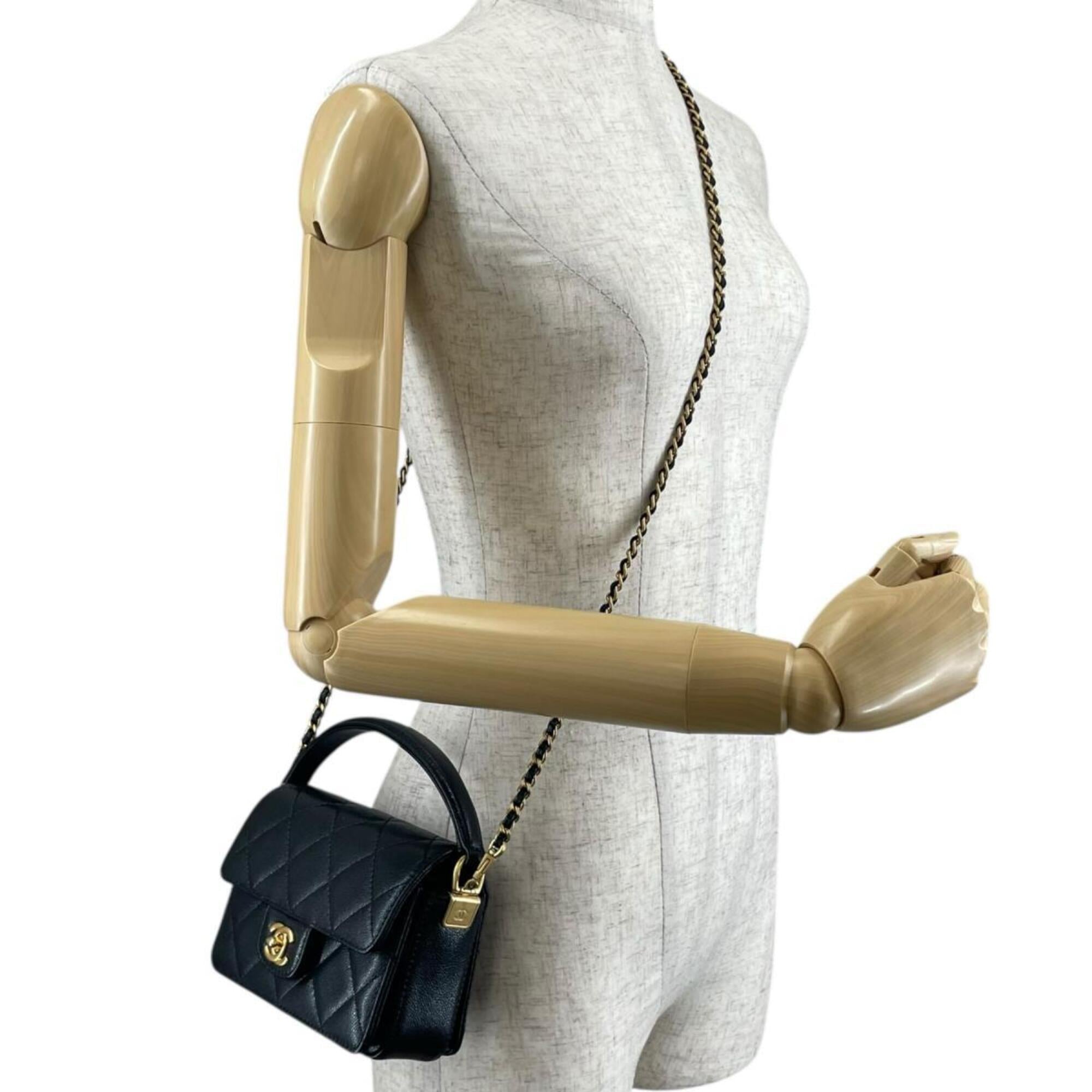 Chanel Matelasse Black Leather Handbag Shoulder Bag (Pre-Owned)