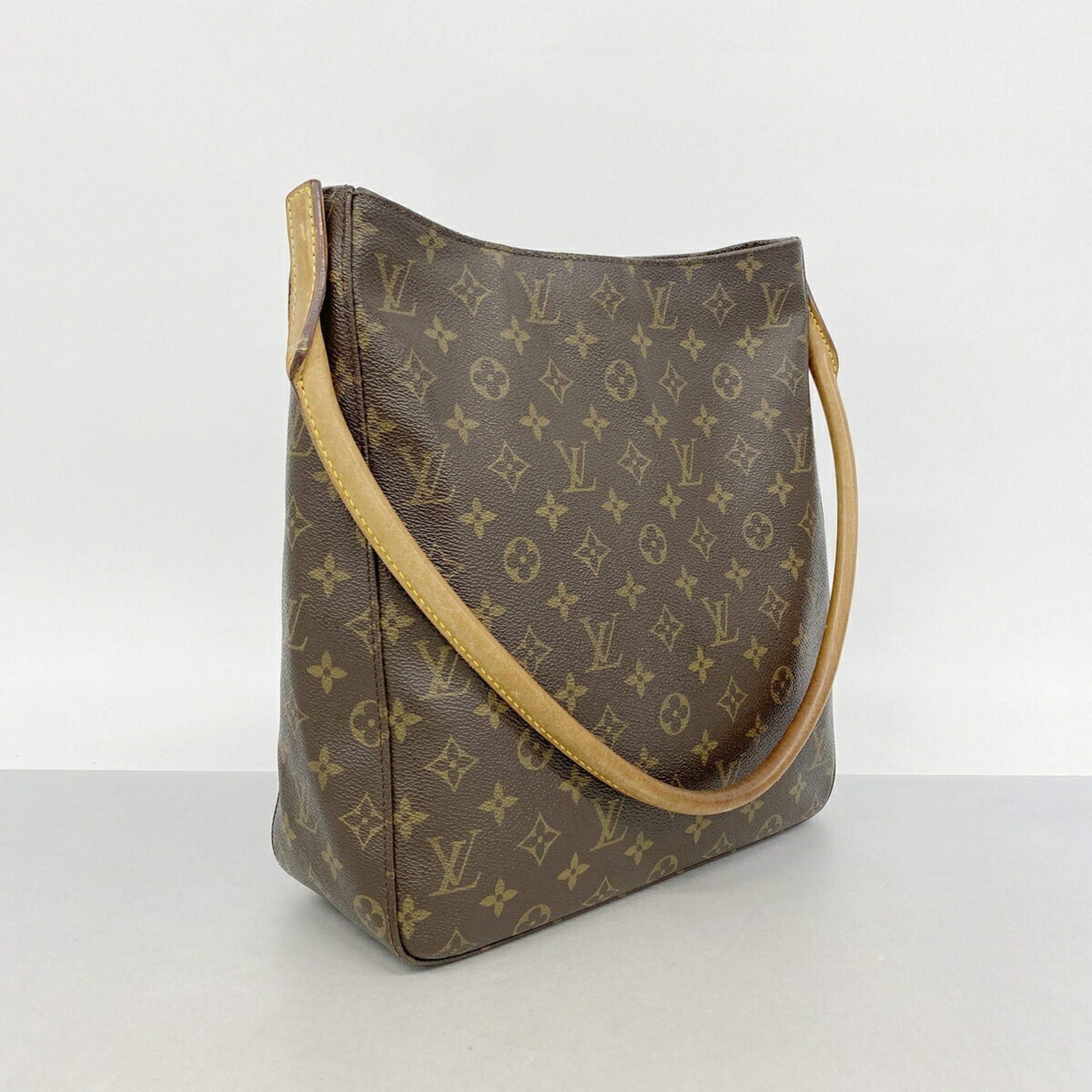Louis Vuitton Brown Shoulder Bag (Pre-Owned)