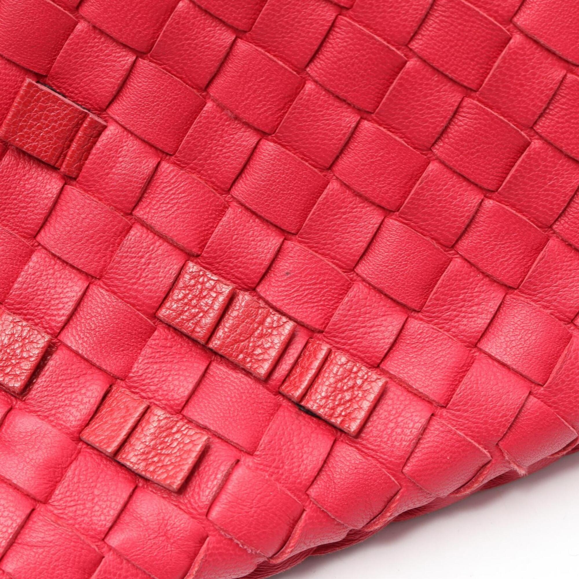 Bottega Veneta Pink Red Color Leather Handbag (Pre-Owned)