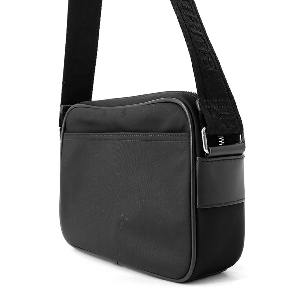 Burberry Black Nylon Shoulder Bag (Pre-Owned)