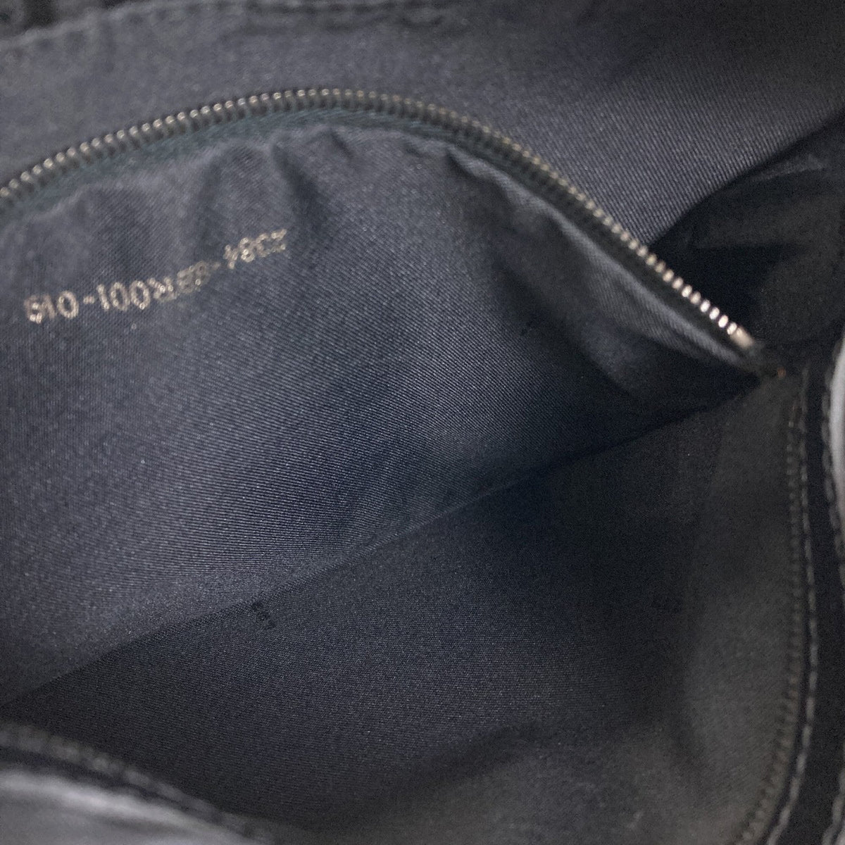 Fendi Black Canvas Shoulder Bag (Pre-Owned)