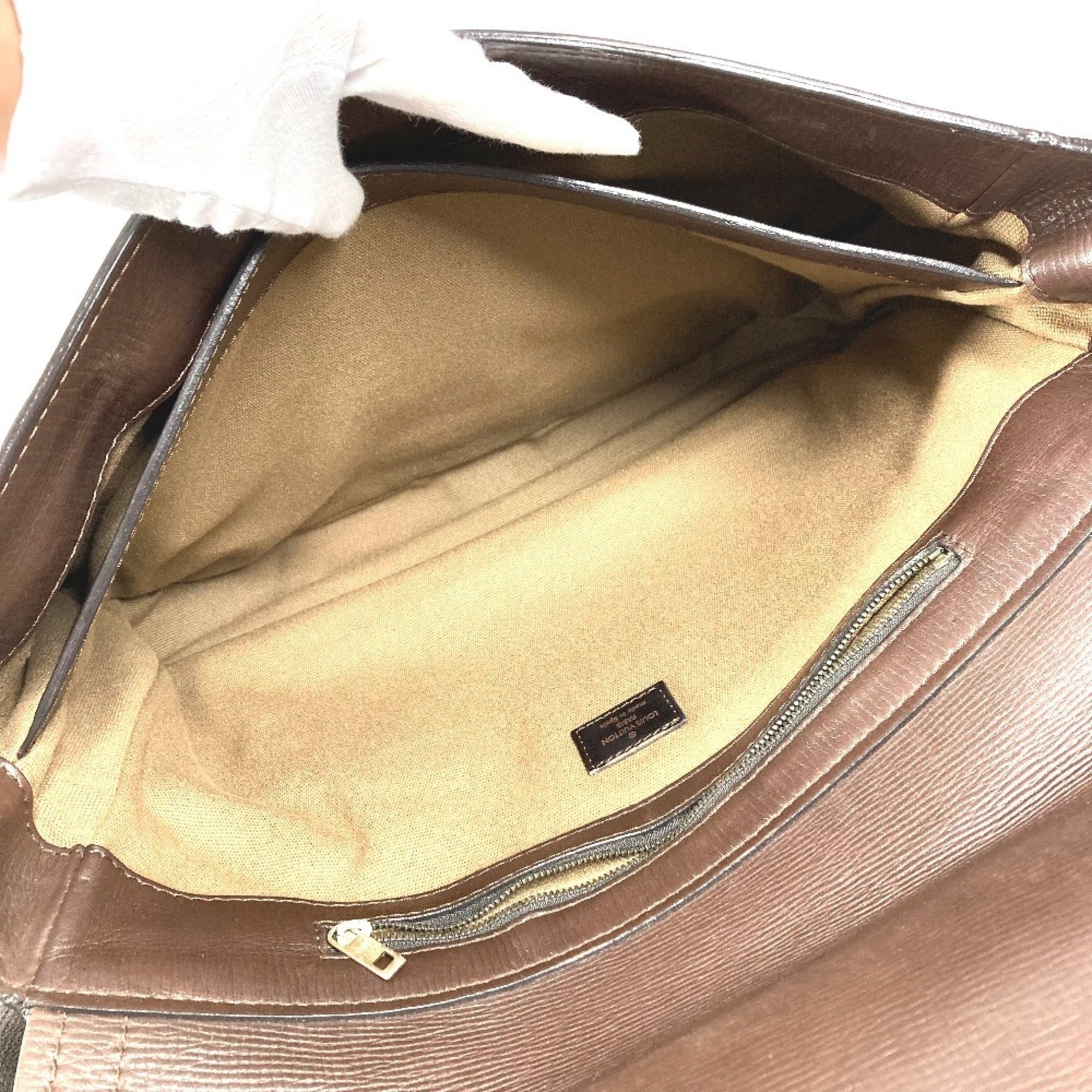 Louis Vuitton Brown Coffee Utah Leather Messenger Bag Shoulder Bag (Pre-Owned)