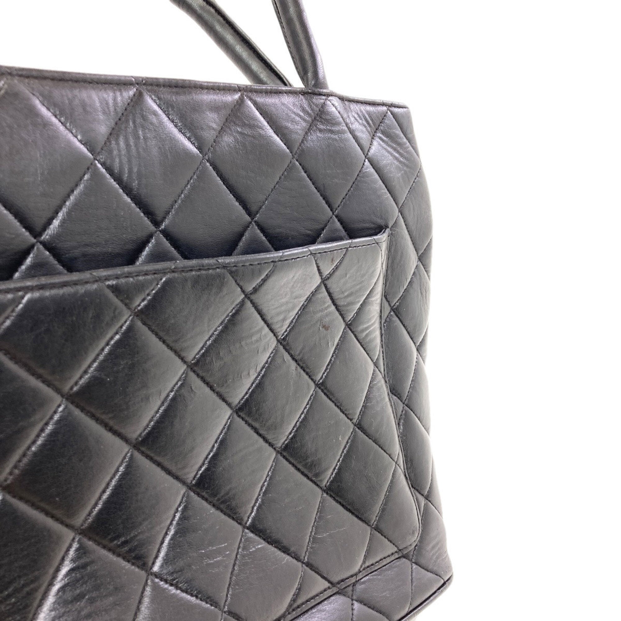 Chanel Black Leather Tote Bag (Pre-Owned)
