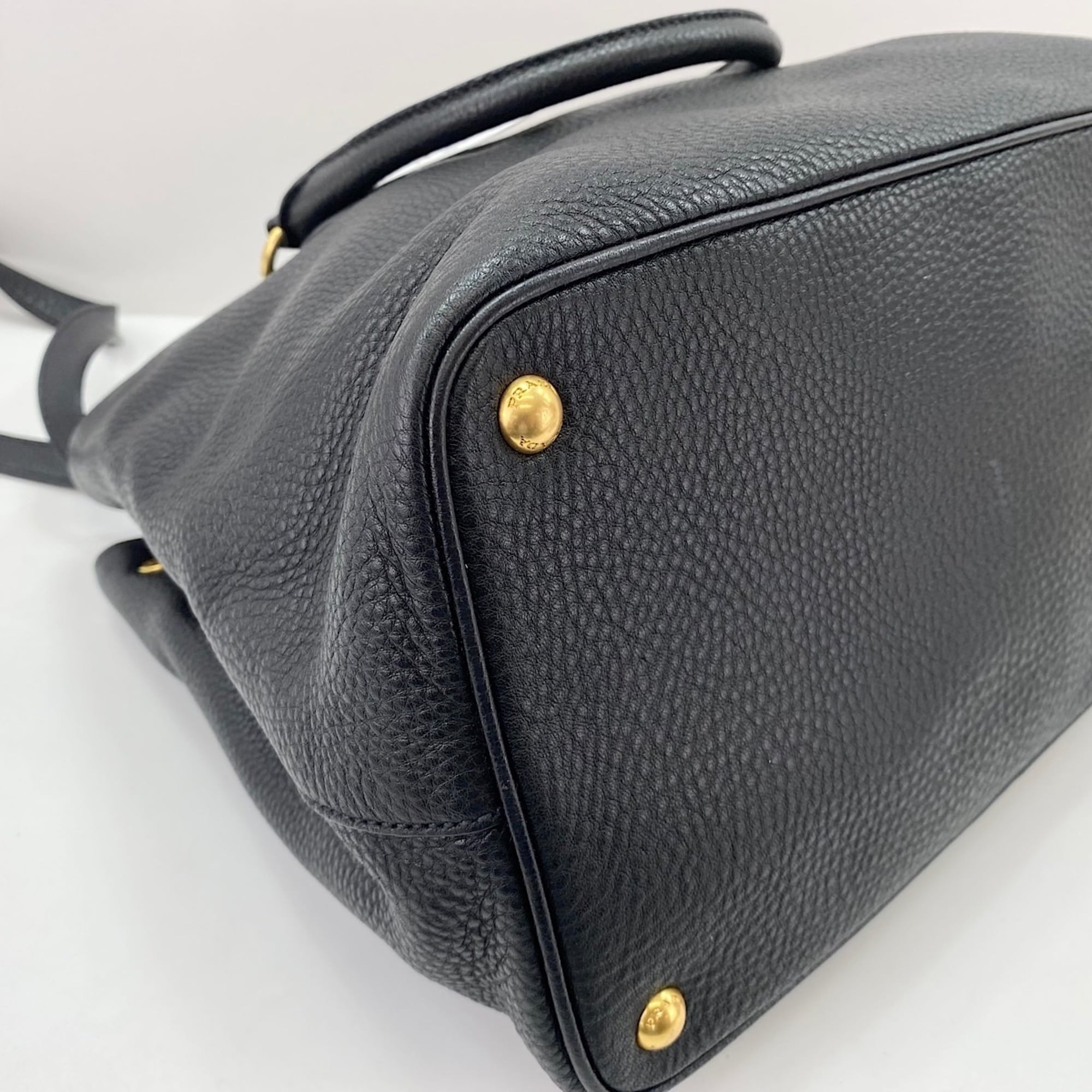 Prada Black Handbag Shoulder Bag (Pre-Owned)