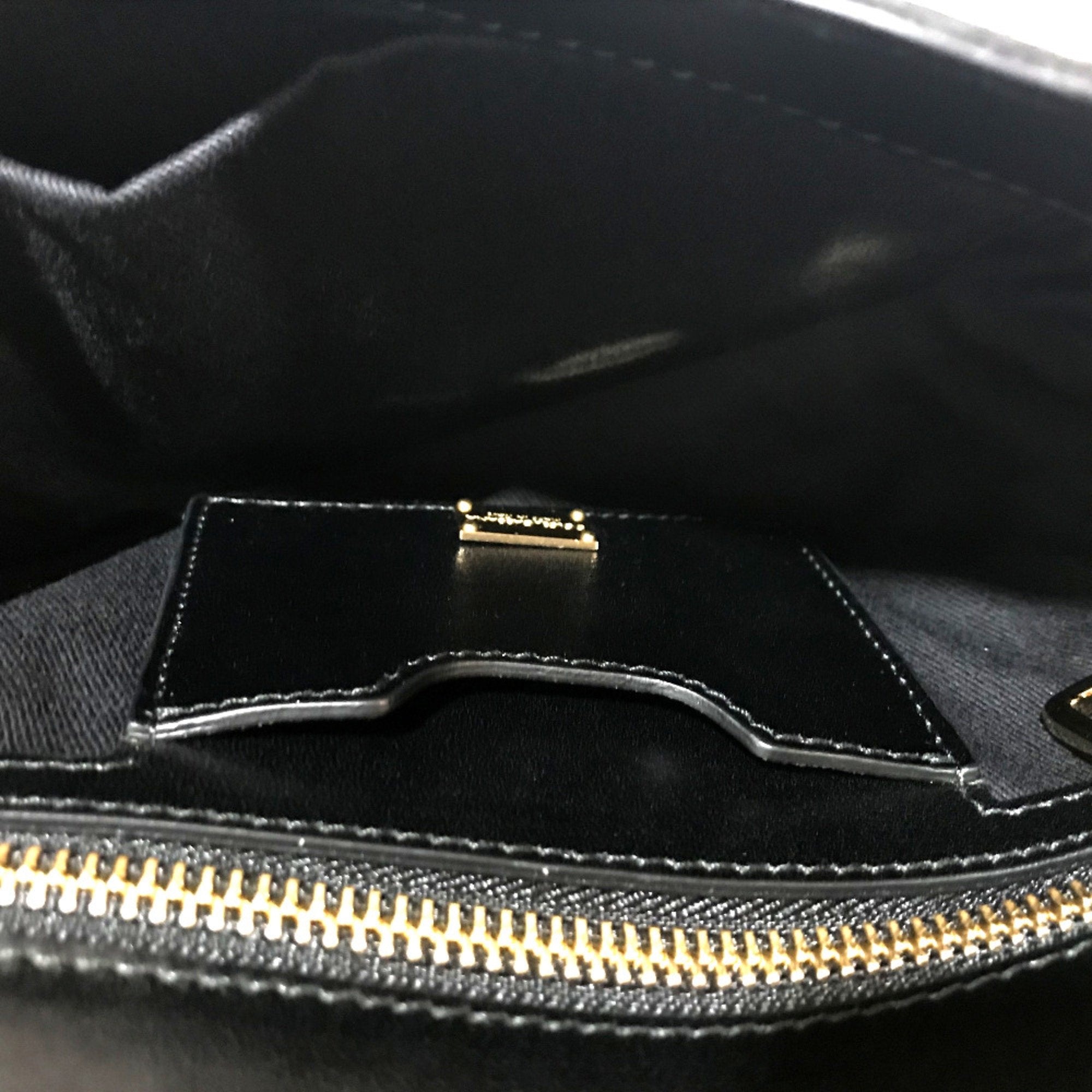 Dolce & Gabbana Black Leather Shoulder Bag (Pre-Owned)