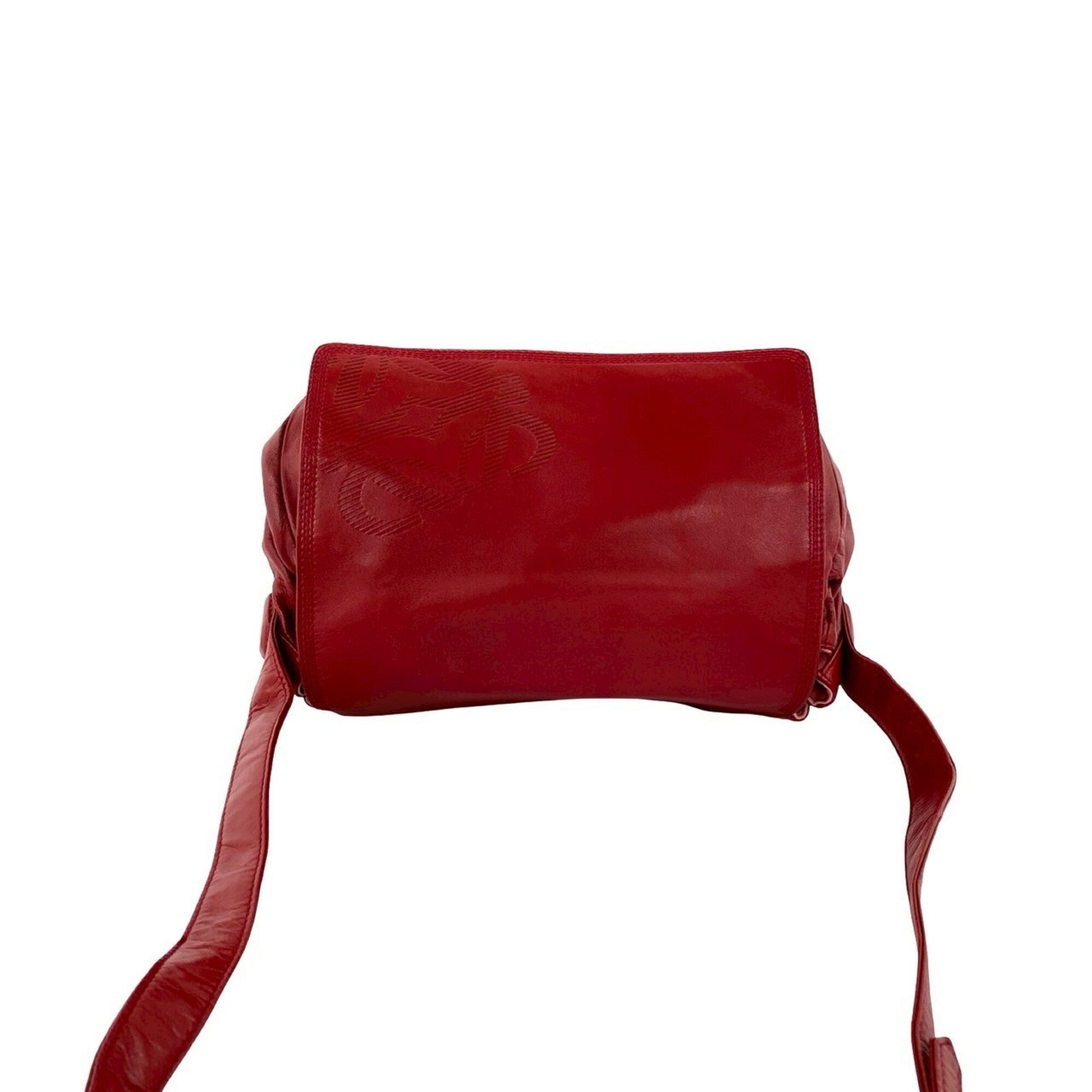 Loewe Red Color Leather Pochette Shoulder Bag (Pre-Owned)