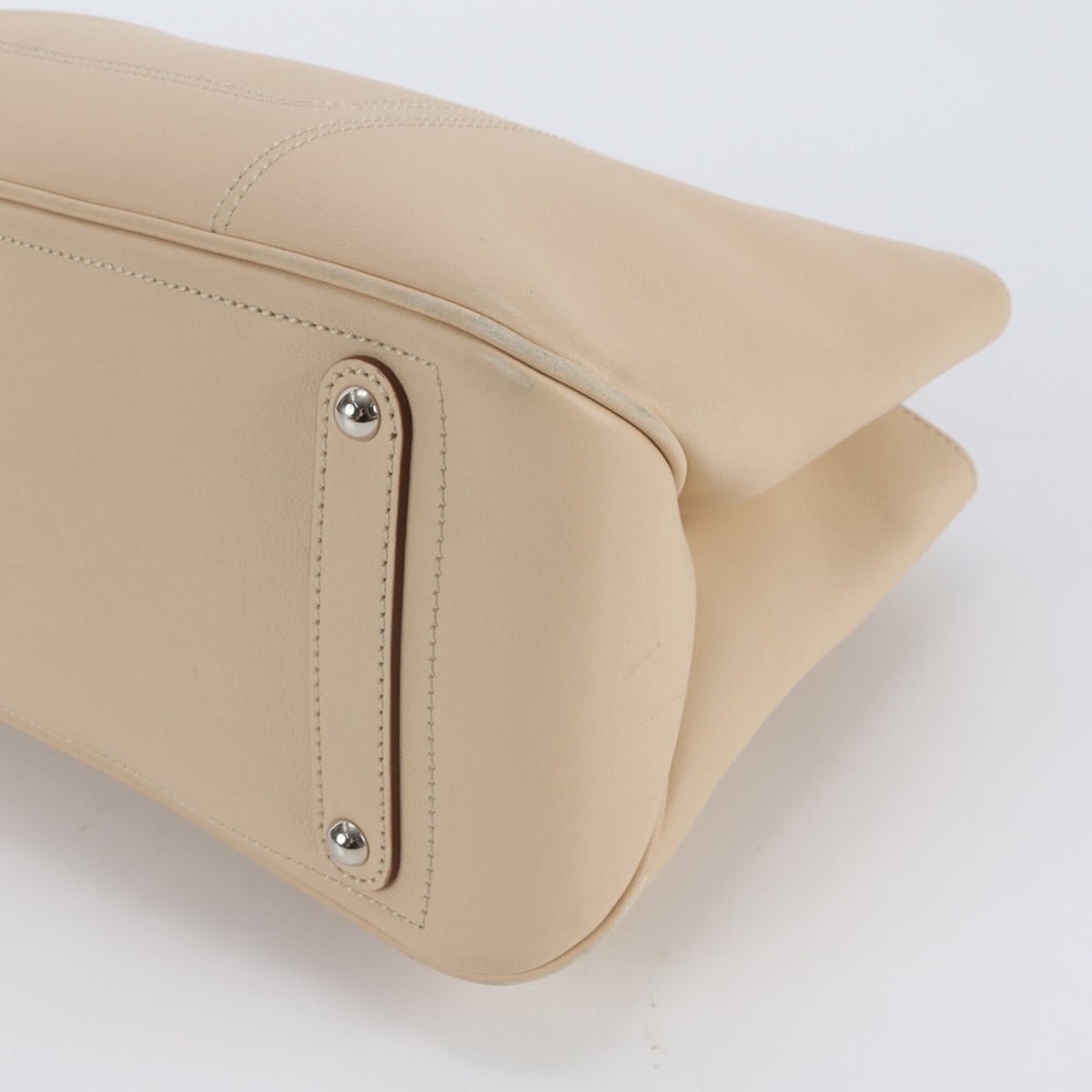 Salvatore Ferragamo Beige Leather Handbag Tote Bag (Pre-Owned)