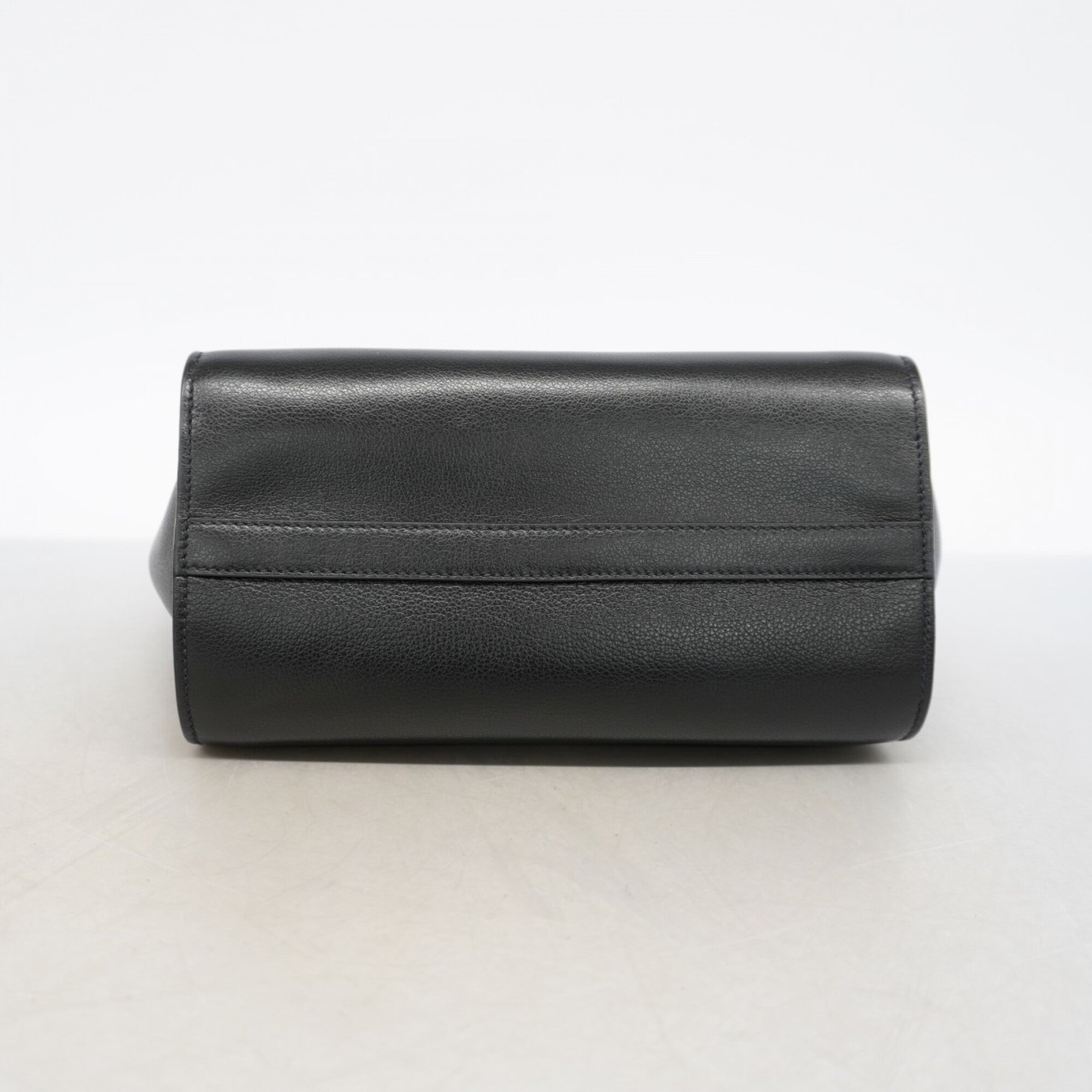Prada Black Leather Handbag (Pre-Owned)
