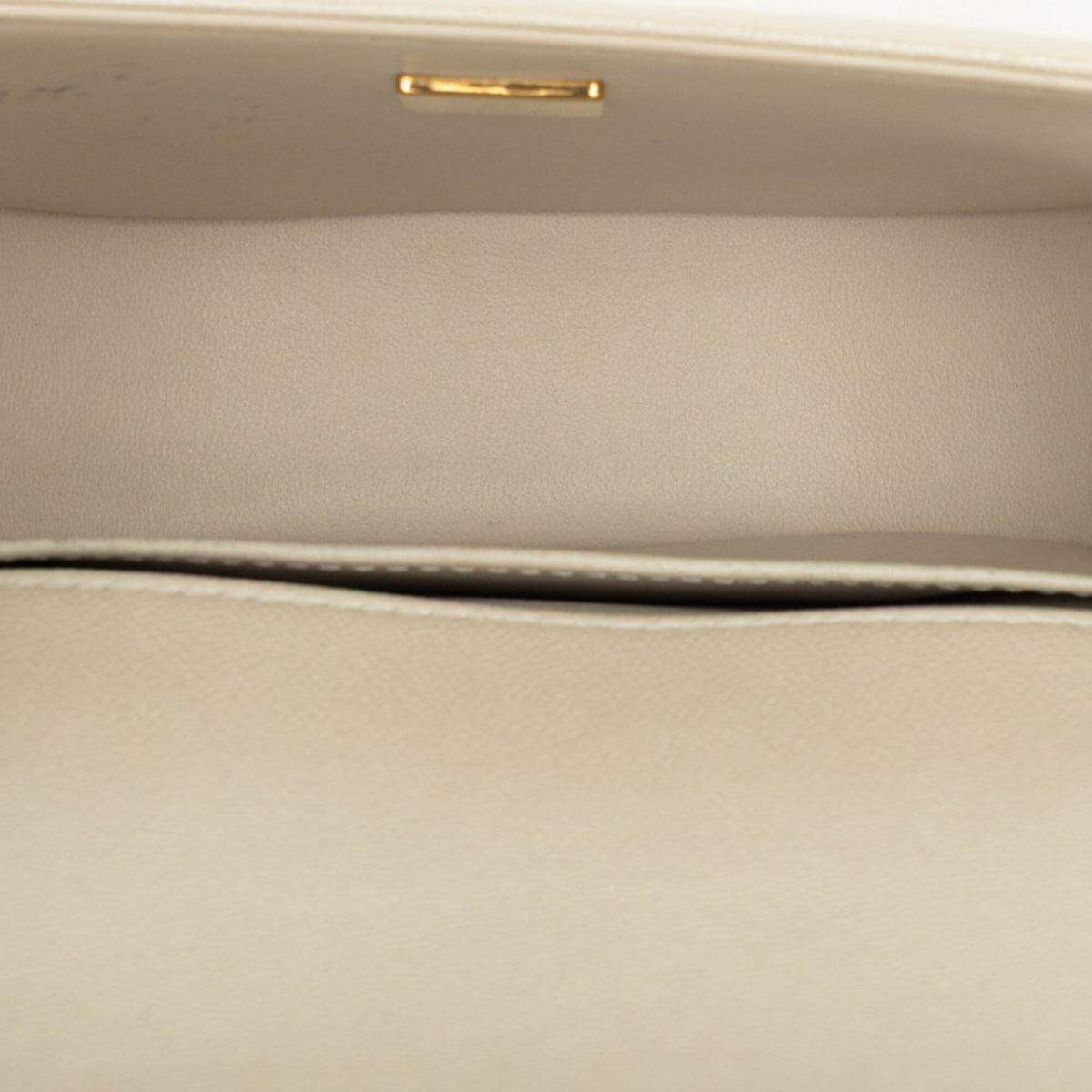 Chanel Ivory White Ivory Shoulder Bag (Pre-Owned)