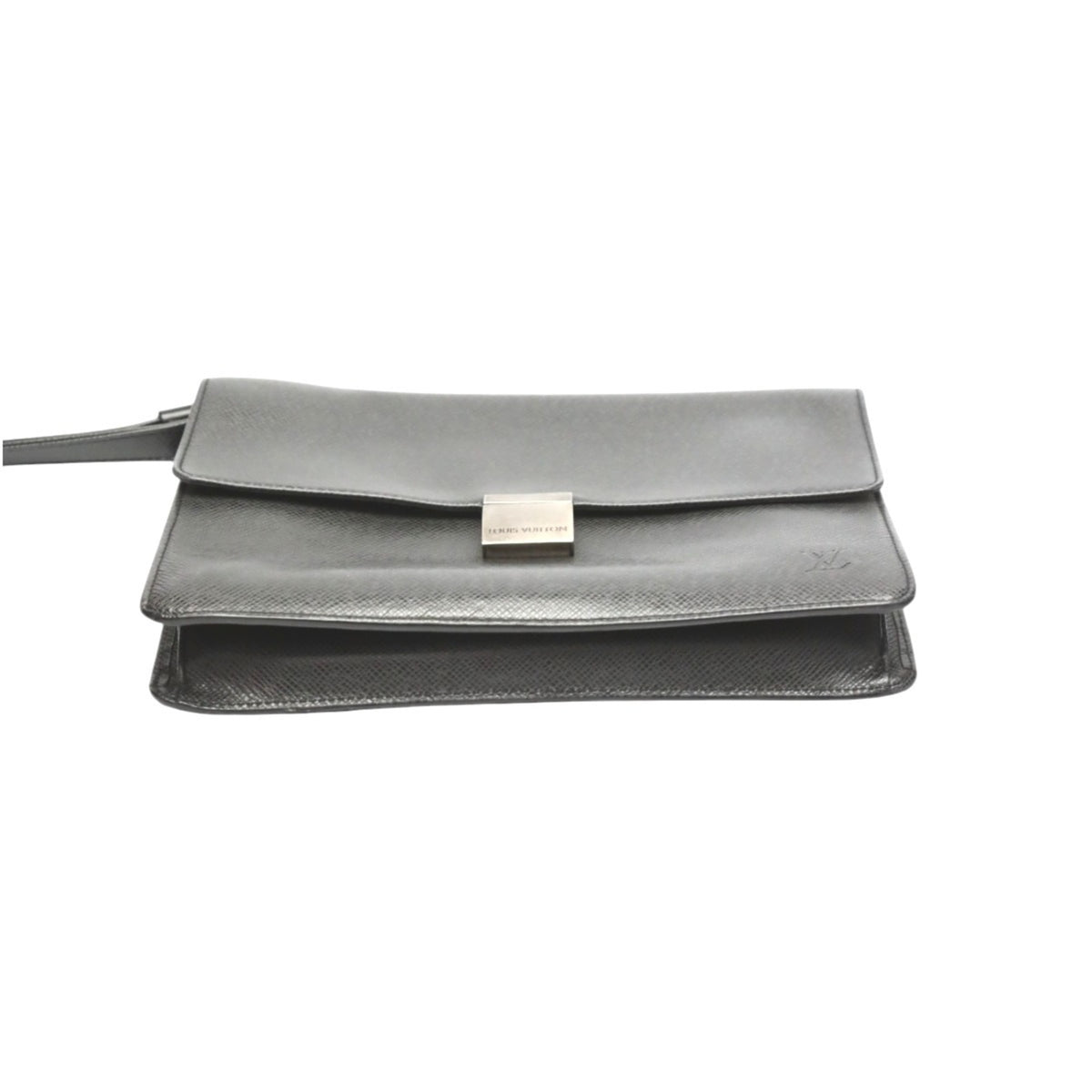 Louis Vuitton Taiga Black Taiga Leather Clutch Bag (Pre-Owned)