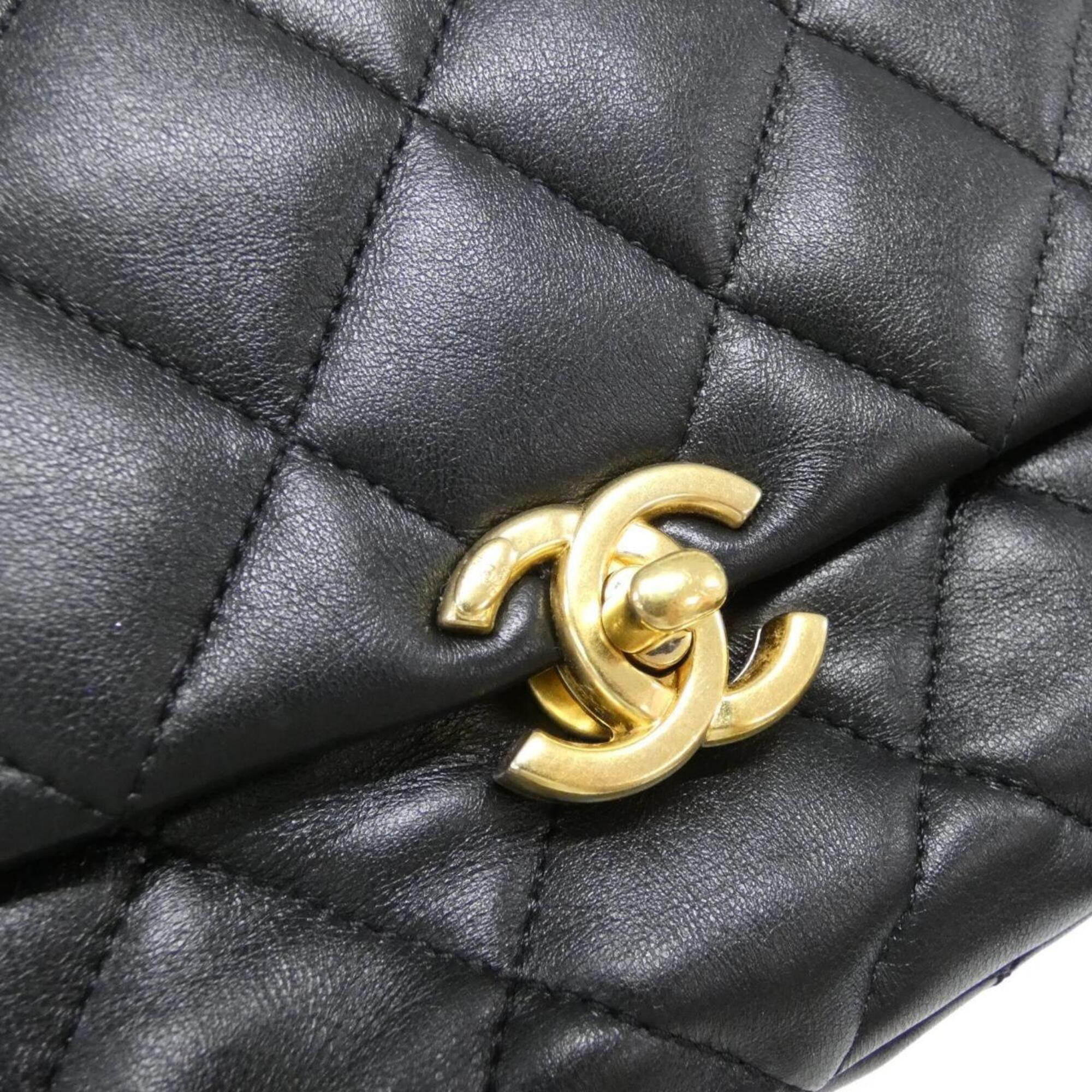 Chanel Black Leather Shoulder Bag (Pre-Owned)