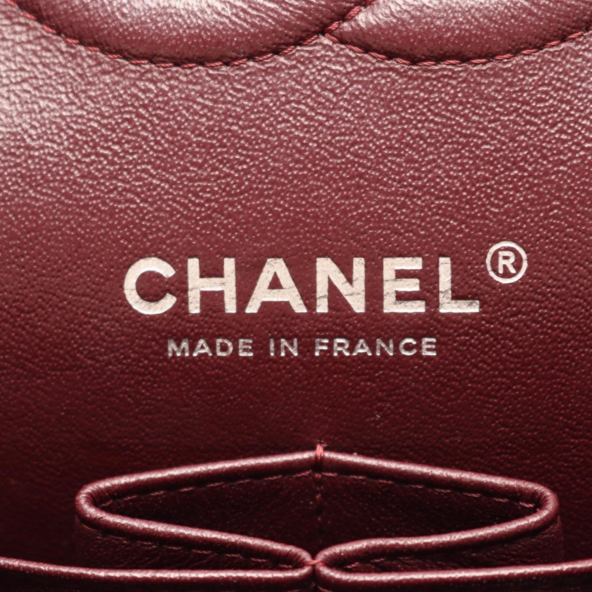 Chanel Black Grained Calfskin Handbag Shoulder Bag (Pre-Owned)