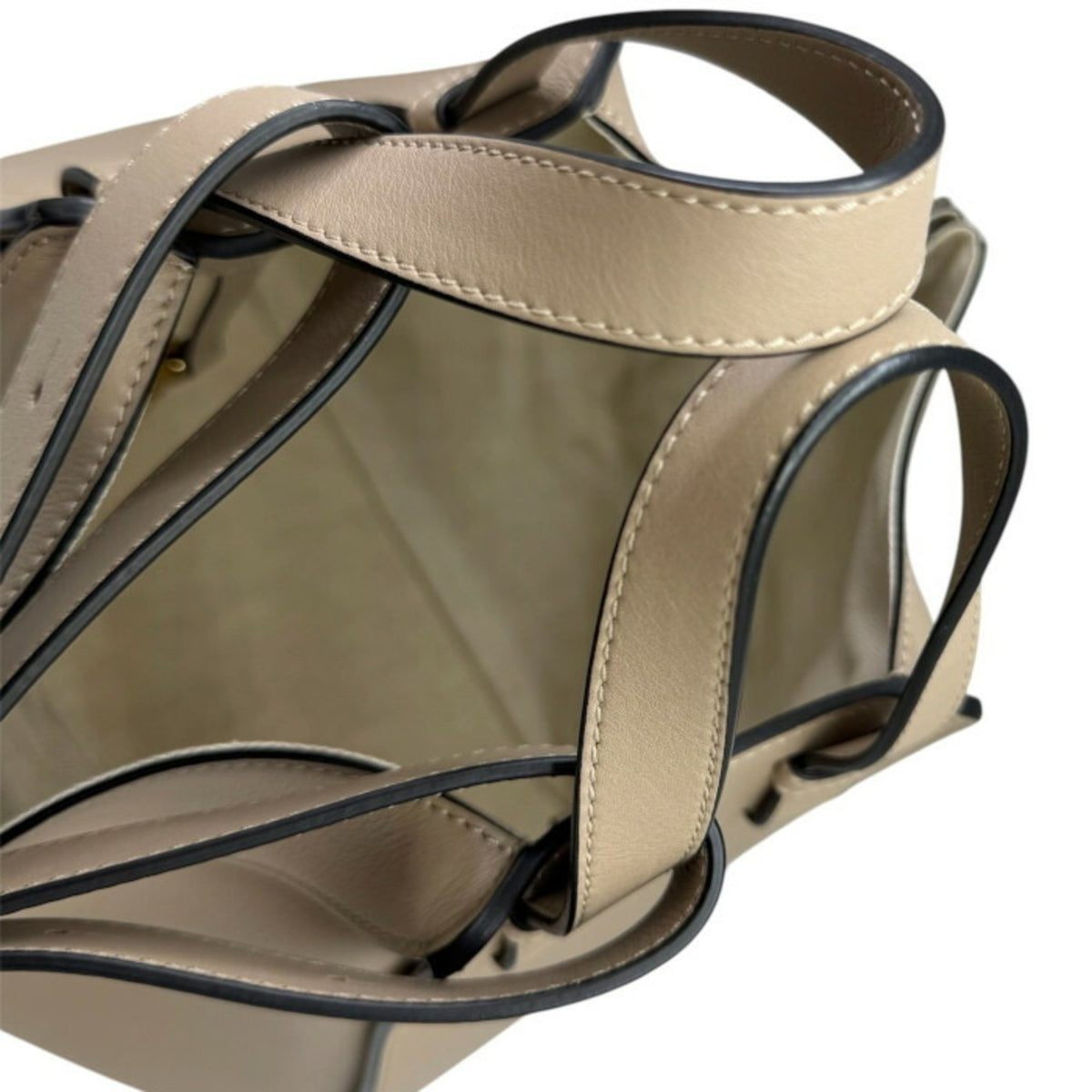 Loewe Hammock Grayish Leather Handbag Shoulder Bag (Pre-Owned)