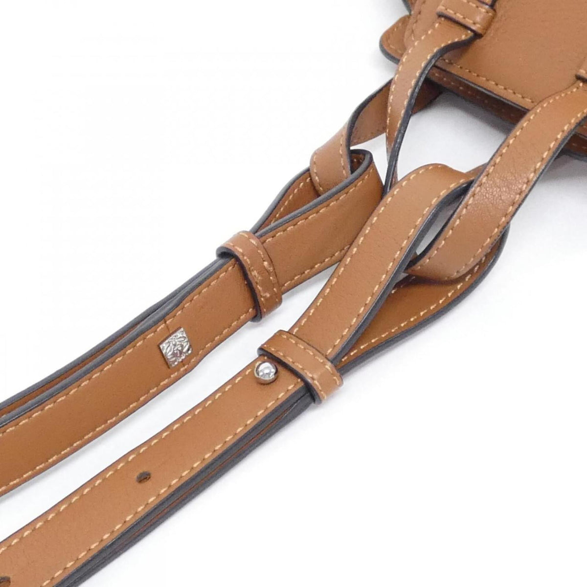 Loewe Brown Leather Shoulder Bag (Pre-Owned)