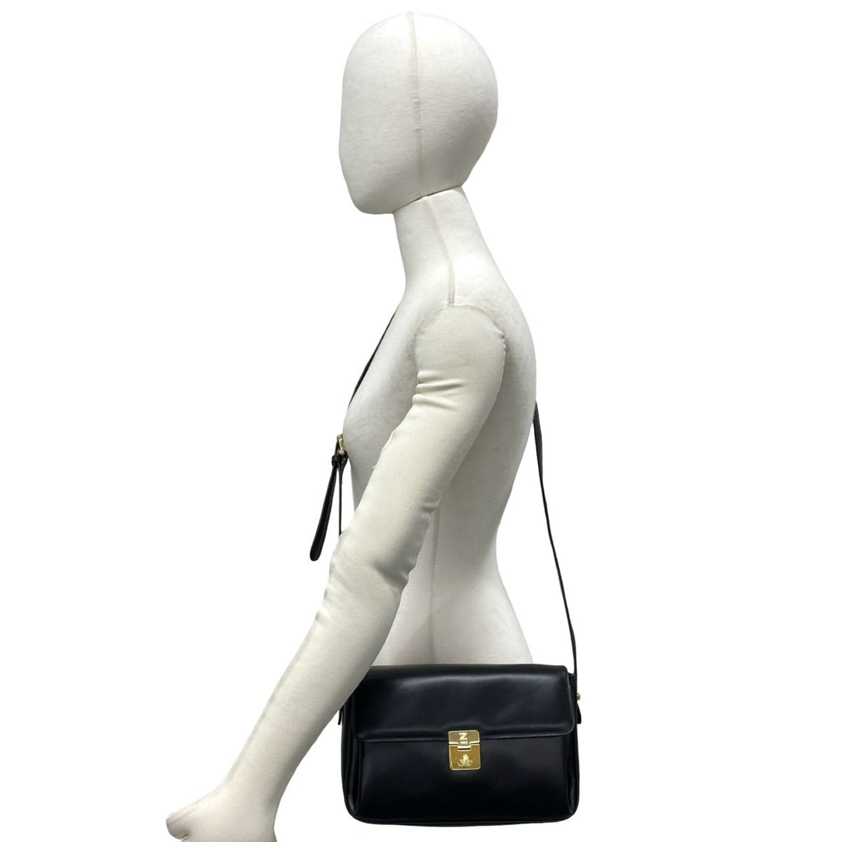 Celine Black Leather Pochette Shoulder Bag (Pre-Owned)