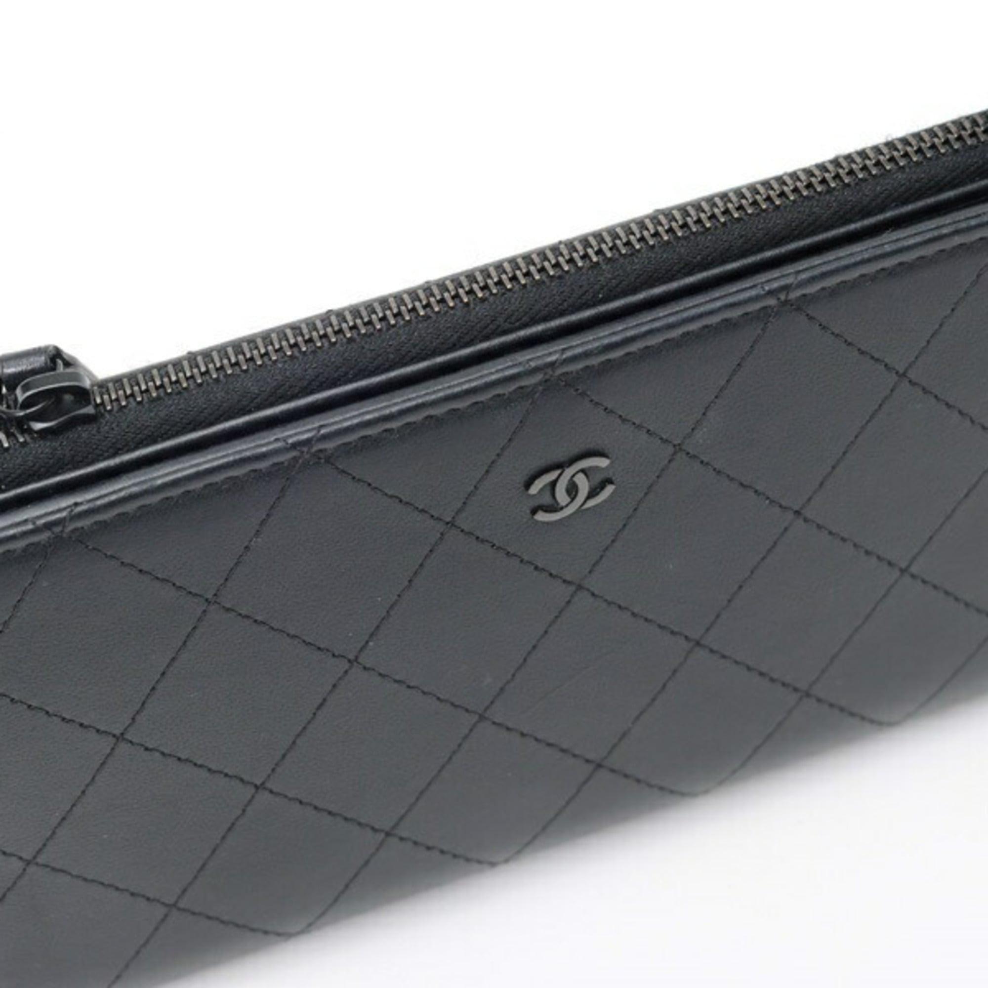 Chanel Black Leather Long Wallet (Bi-Fold) (Pre-Owned)