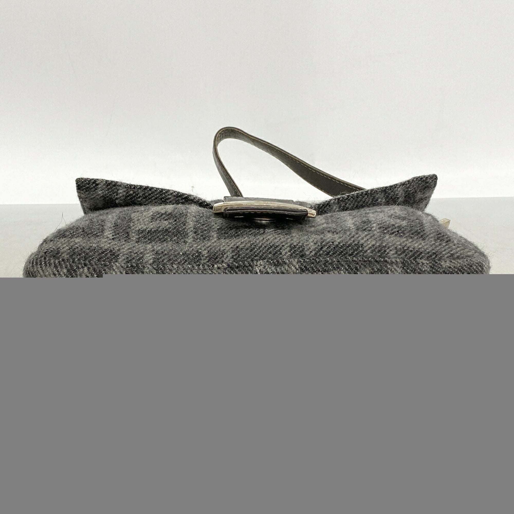 Fendi Gray Wool Handbag (Pre-Owned)