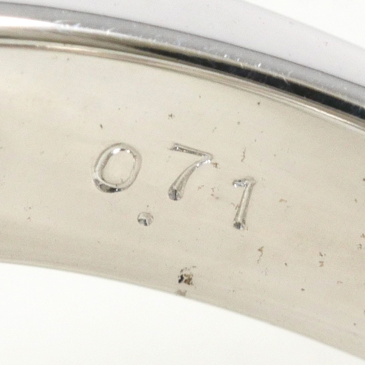 Unbranded White Gold White Gold (18K) Band Ring (Pre-Owned)