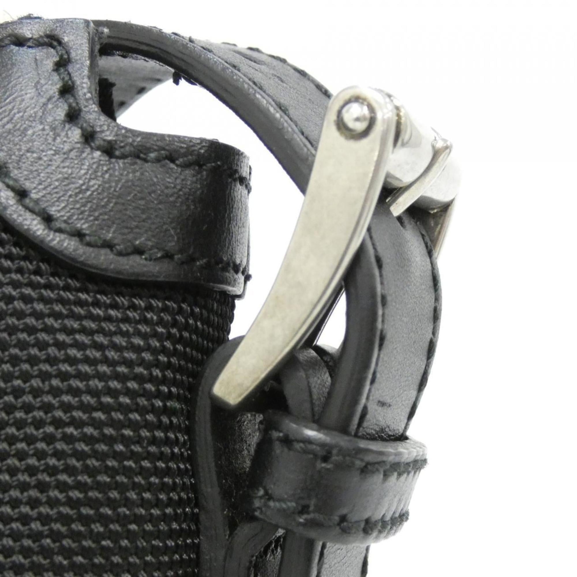 Gucci Black Canvas Shoulder Bag (Pre-Owned)
