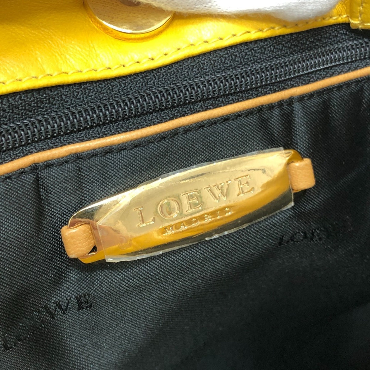 Loewe Yellow Leather Handbag Tote Bag (Pre-Owned)